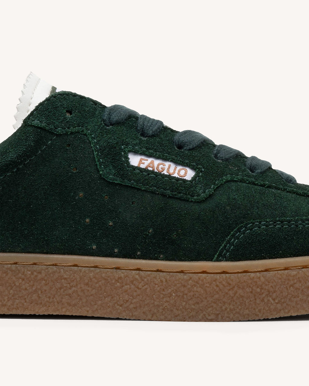 baskets-vertes-cuir-suede-modele-lumbo-P5