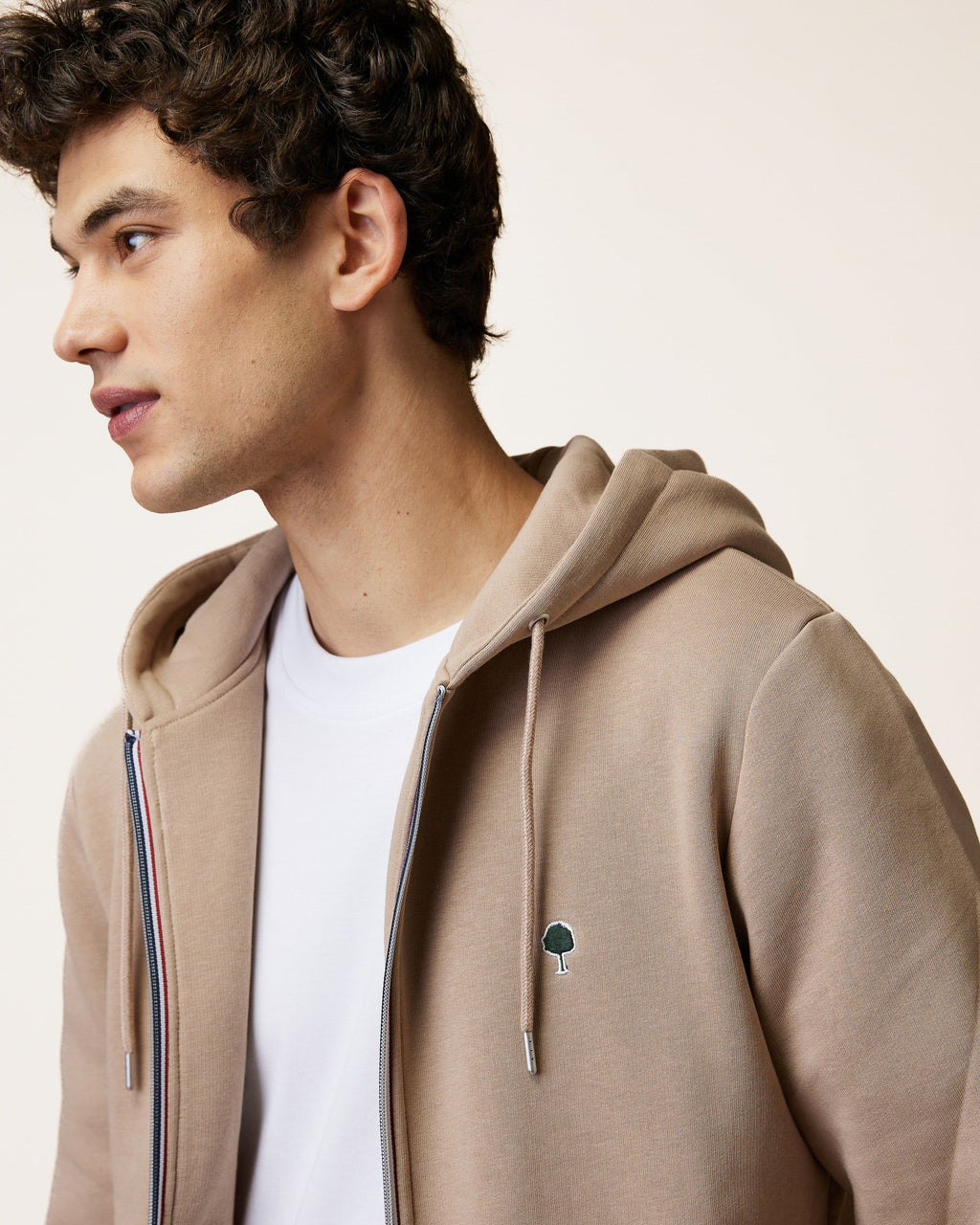 sweat-beige-clair-coton-polyester-recycles-modele-mesnil-S5