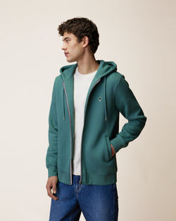 licht-grijsgroene-katoenen-hoodie-model-mesnil-S3