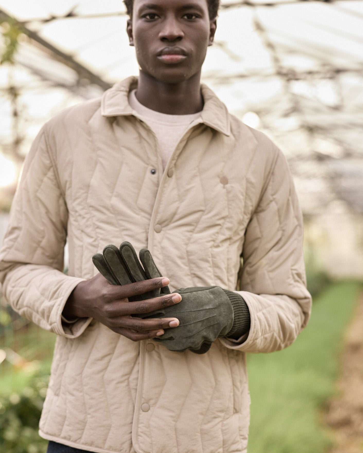 Khaki pigskin leather and wool gloves