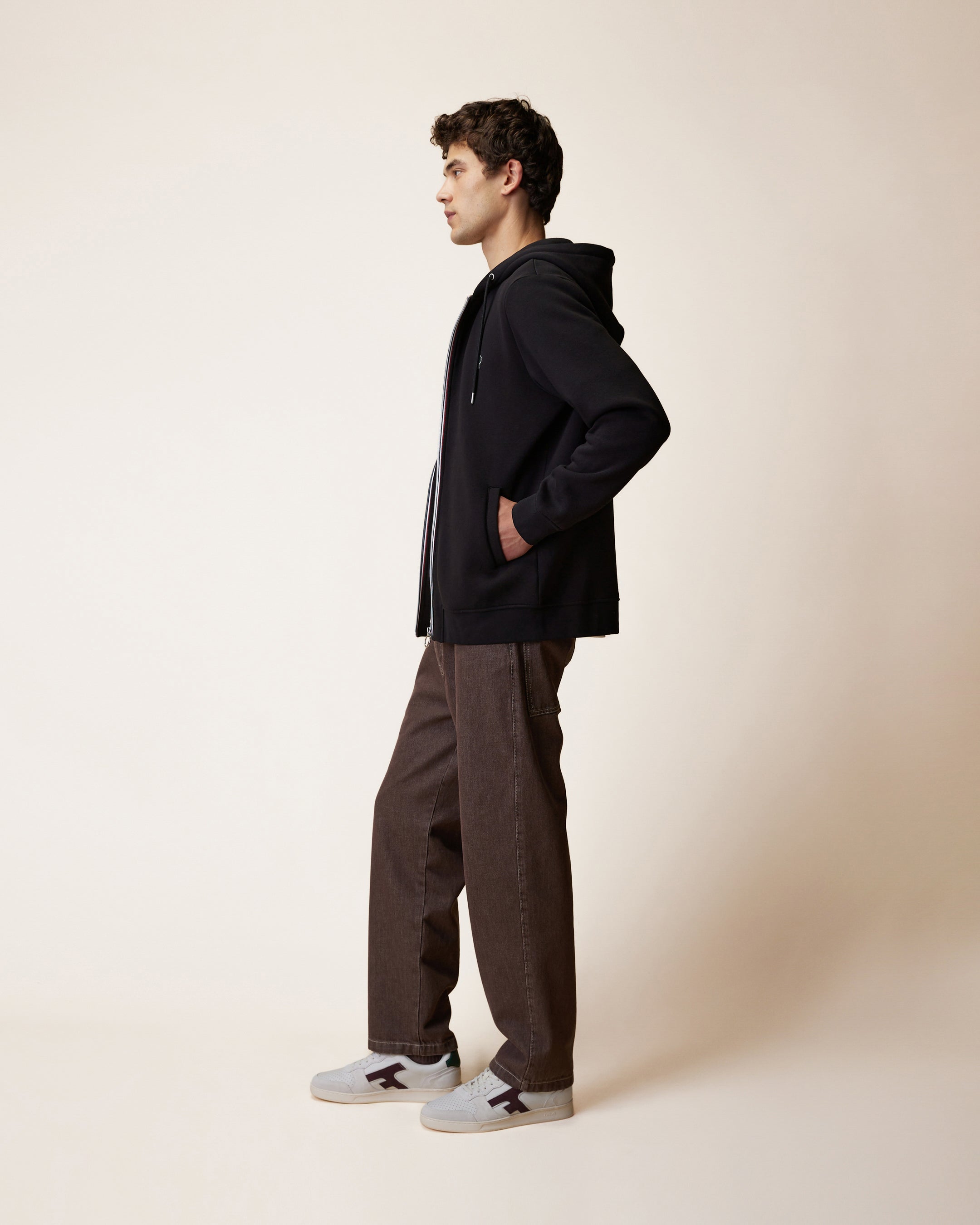 sweat-noir-coton-polyester-recycles-modele-mesnil-S2