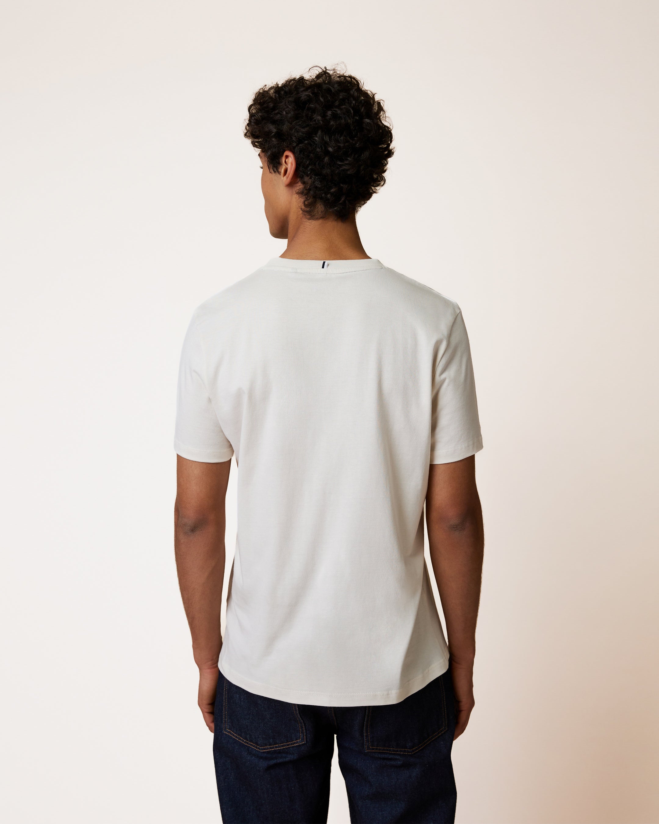 t-shirt-ecru-coton-coton-recycle-modele-arcy-4-S4