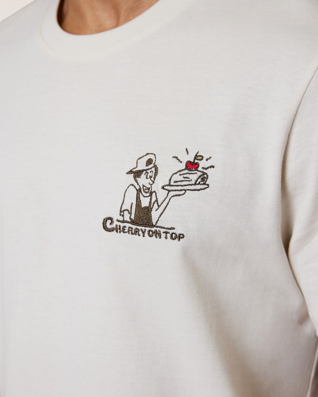 t-shirt-ecru-coton-coton-recycle-modele-arcy-4-S6
