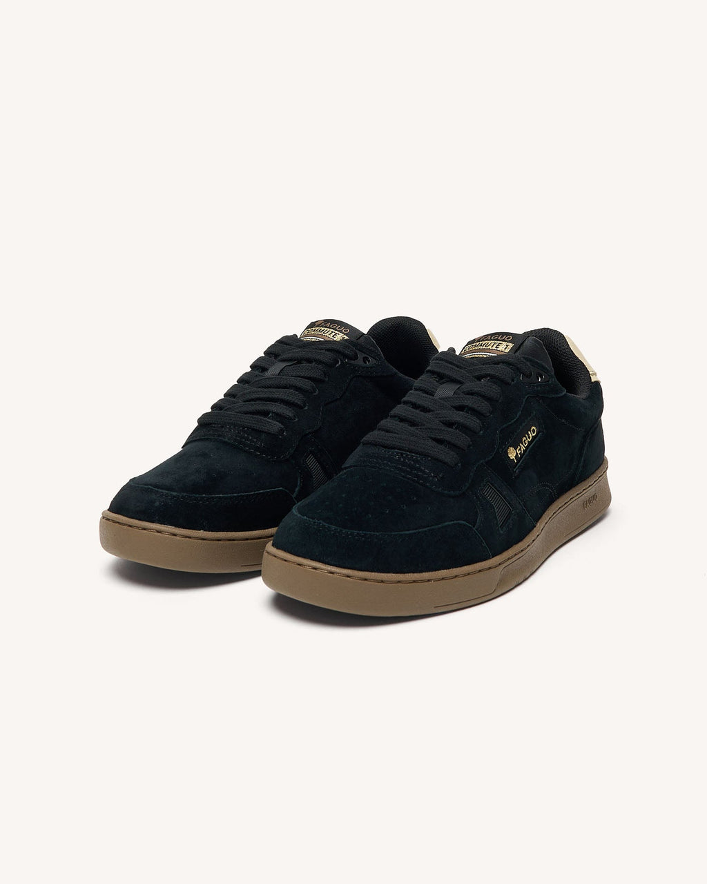 commute-1-suede-fw26-bla00-P2