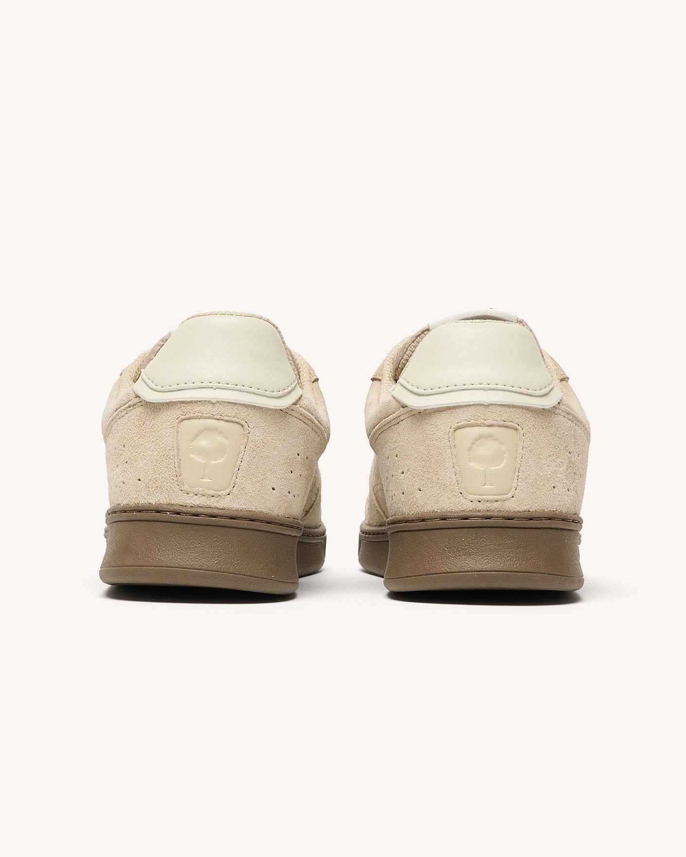 commute-1-suede-fw26-bro01-P4