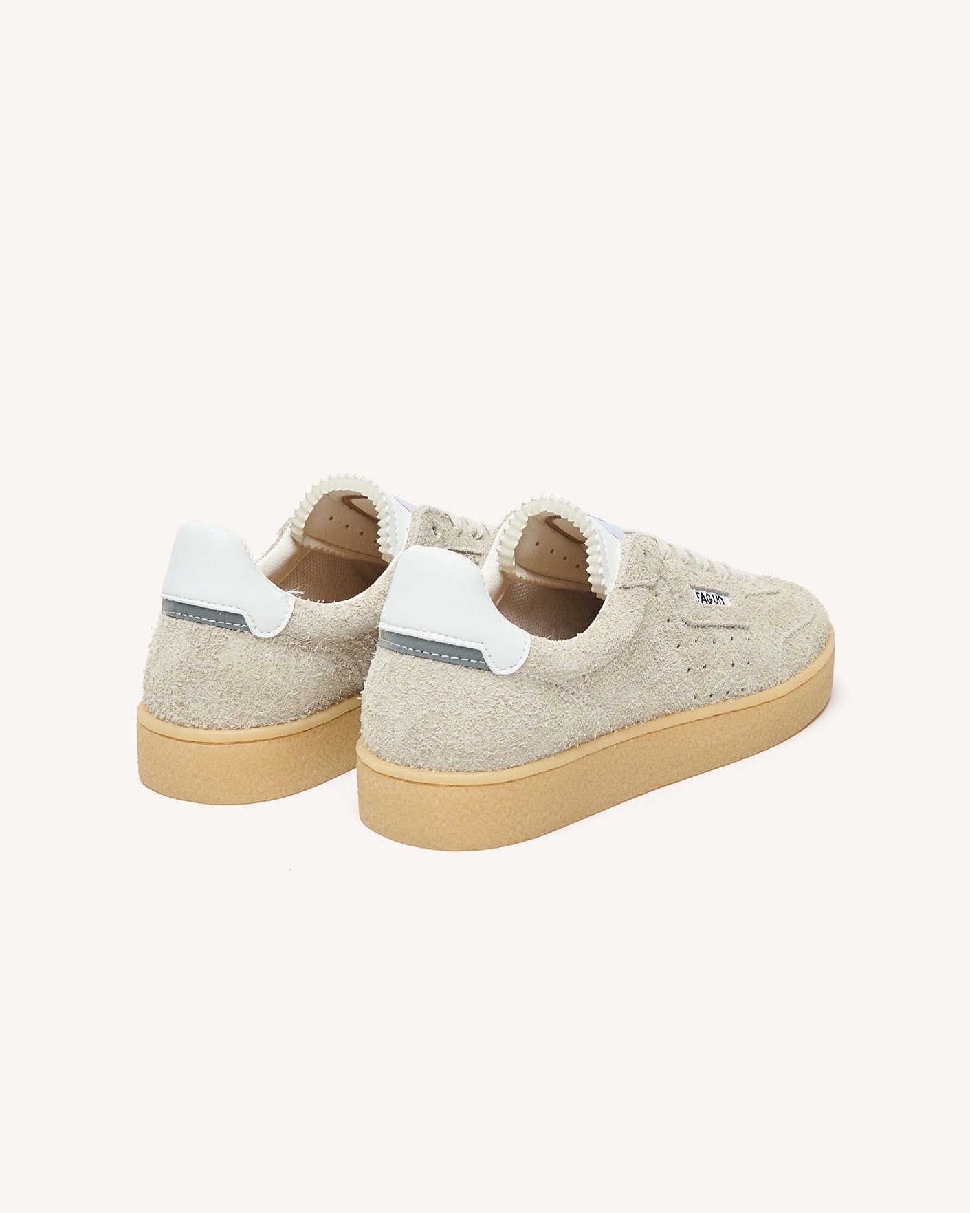lumbo-suede-fw26-gry01-P3