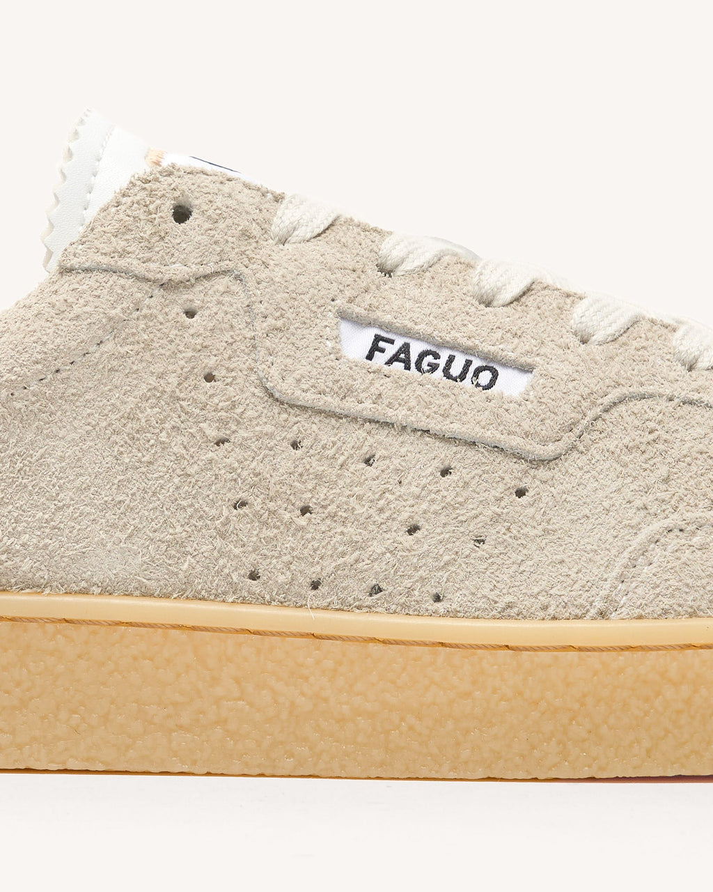 lumbo-suede-fw26-gry01-P5