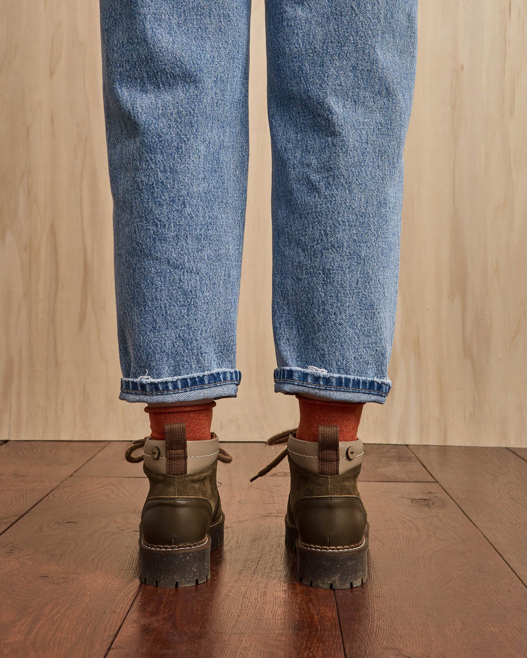 hawthorn-suede-fw26-kak00-P11