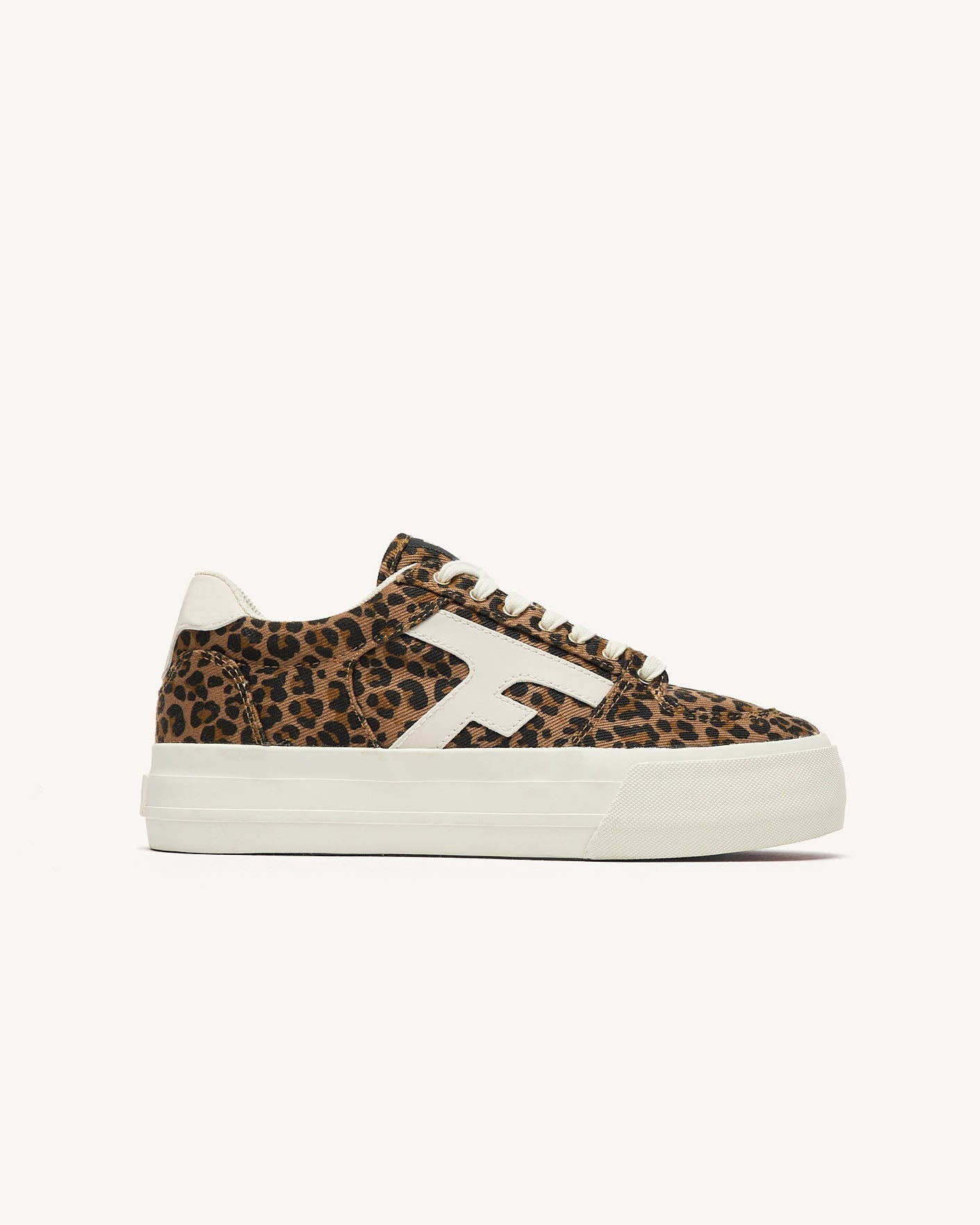 walnut-platform-woven-fw26-bro39-P1_variant