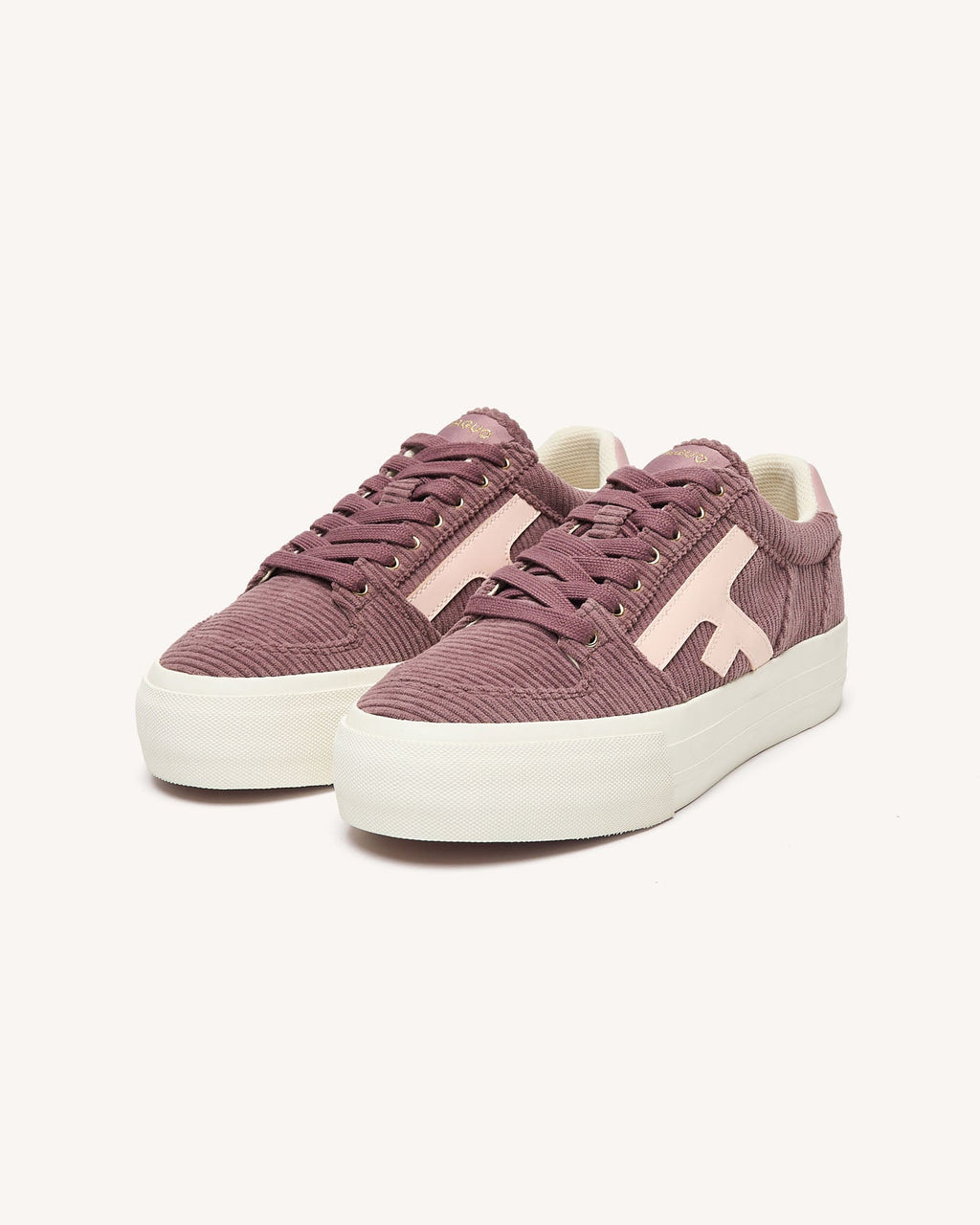 walnut-platform-woven-fw26-pin00-P2