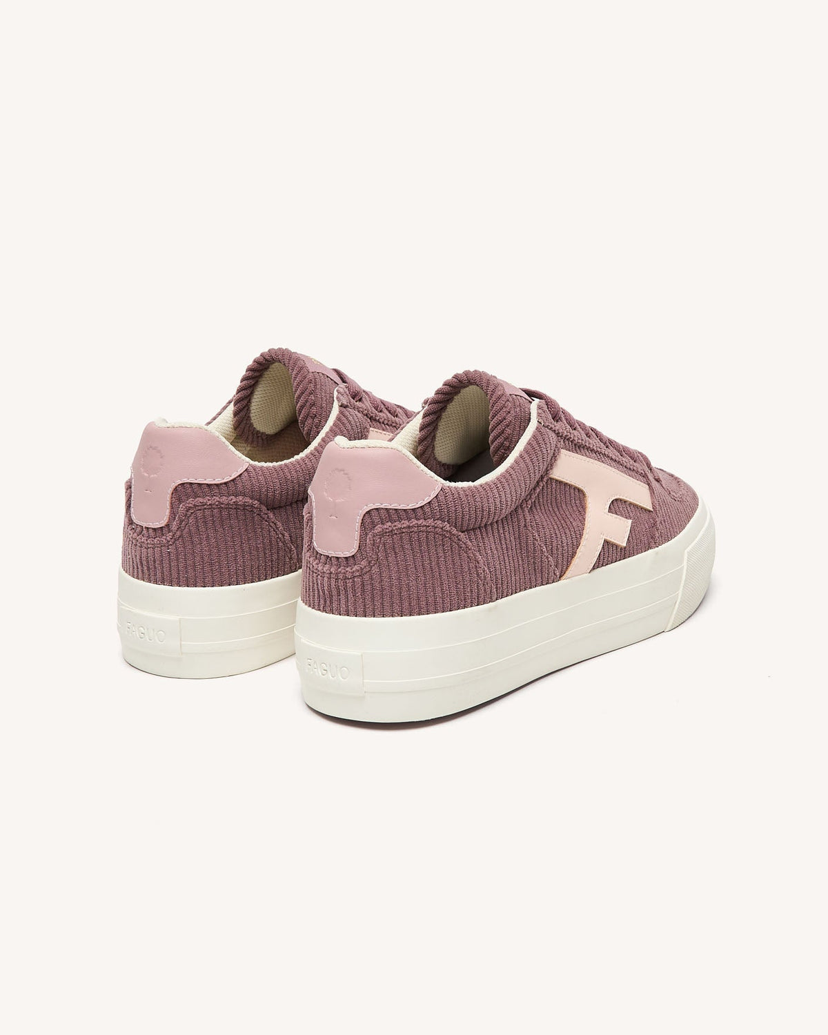 walnut-platform-woven-fw26-pin00-P3