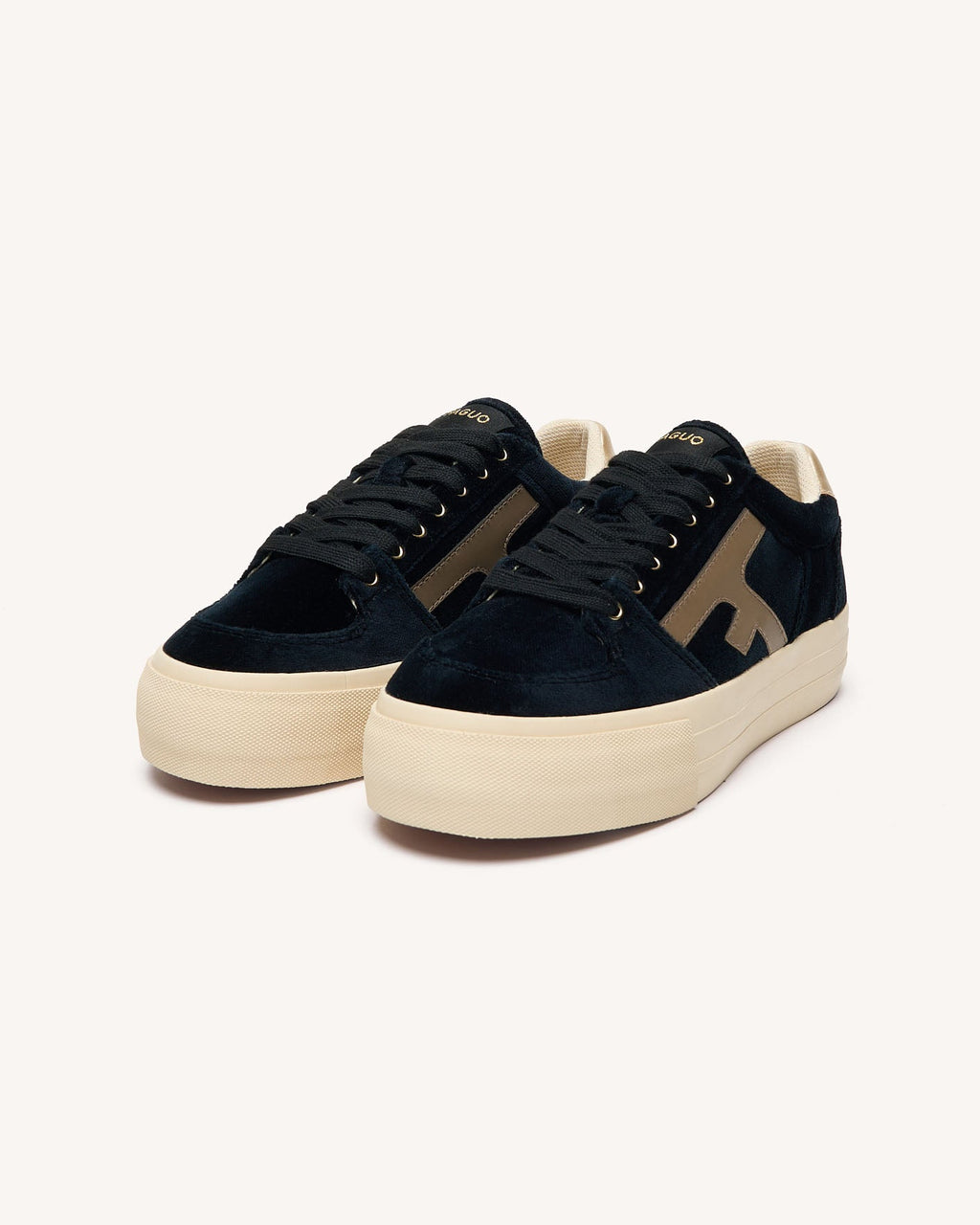 walnut-platform-woven-fw26-bla00-P2