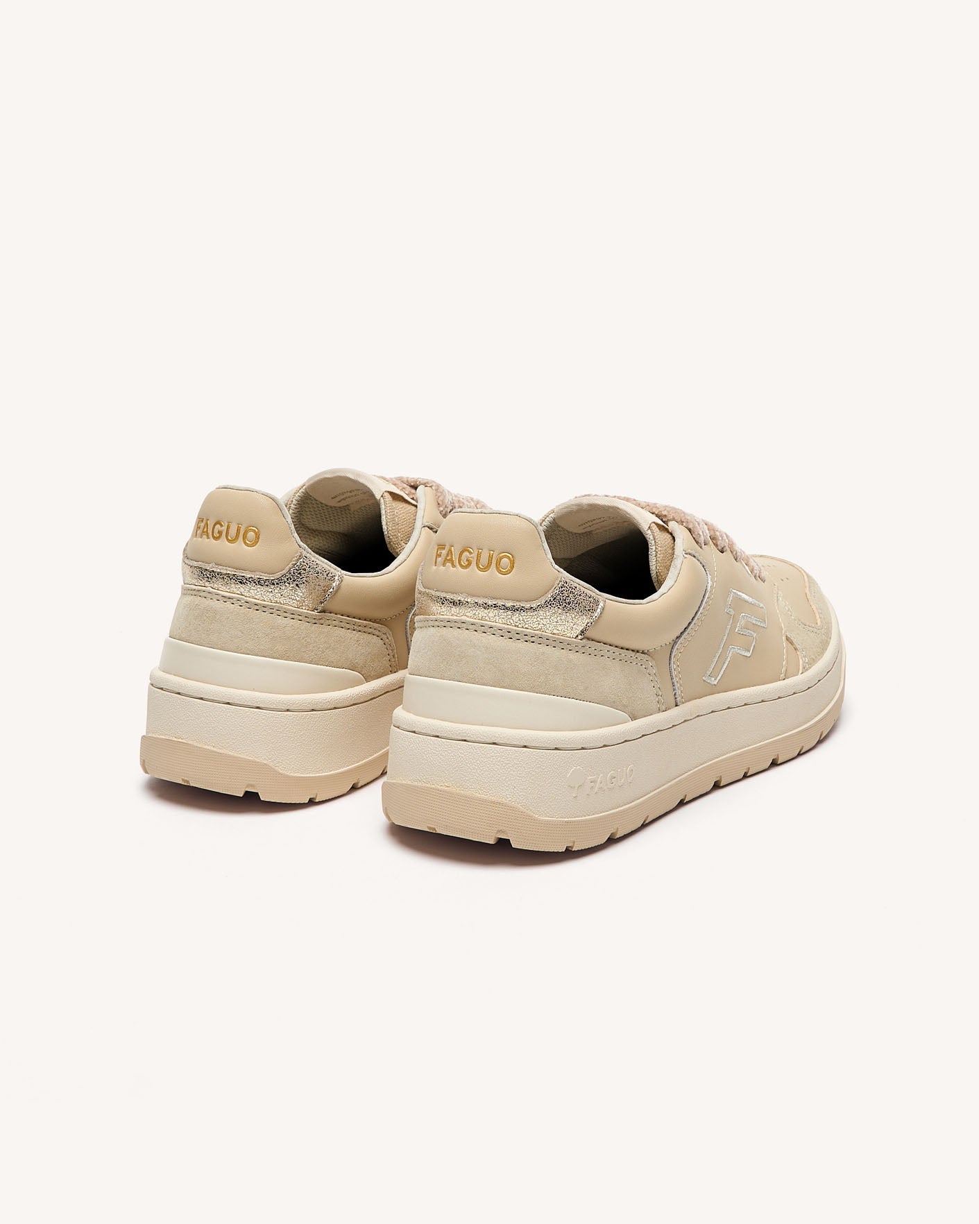 palmer-otd-leather-sue-fw26-bei01-P3