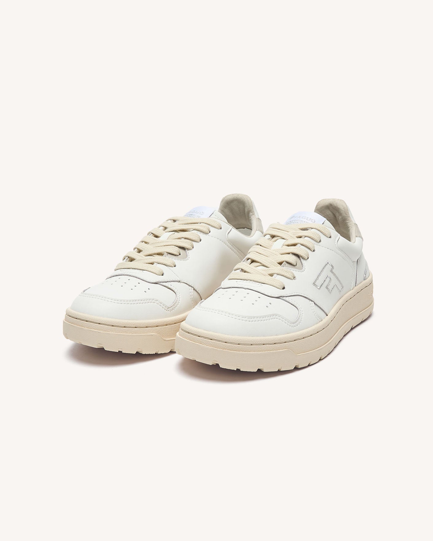 palmer-otd-leather-sue-fw26-whi15-P2