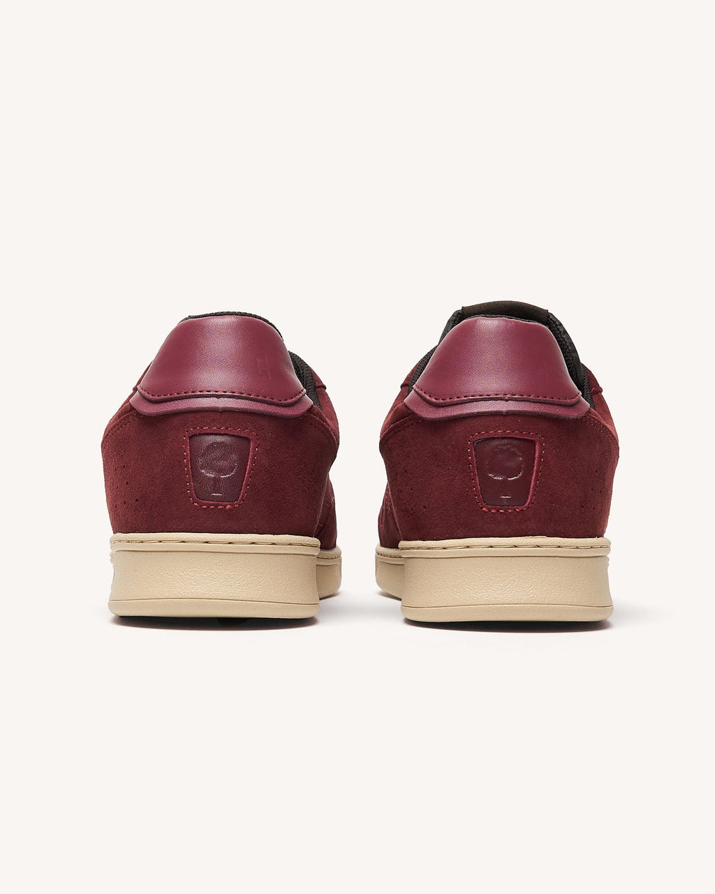 commute-1-suede-fw26-bur07-P4