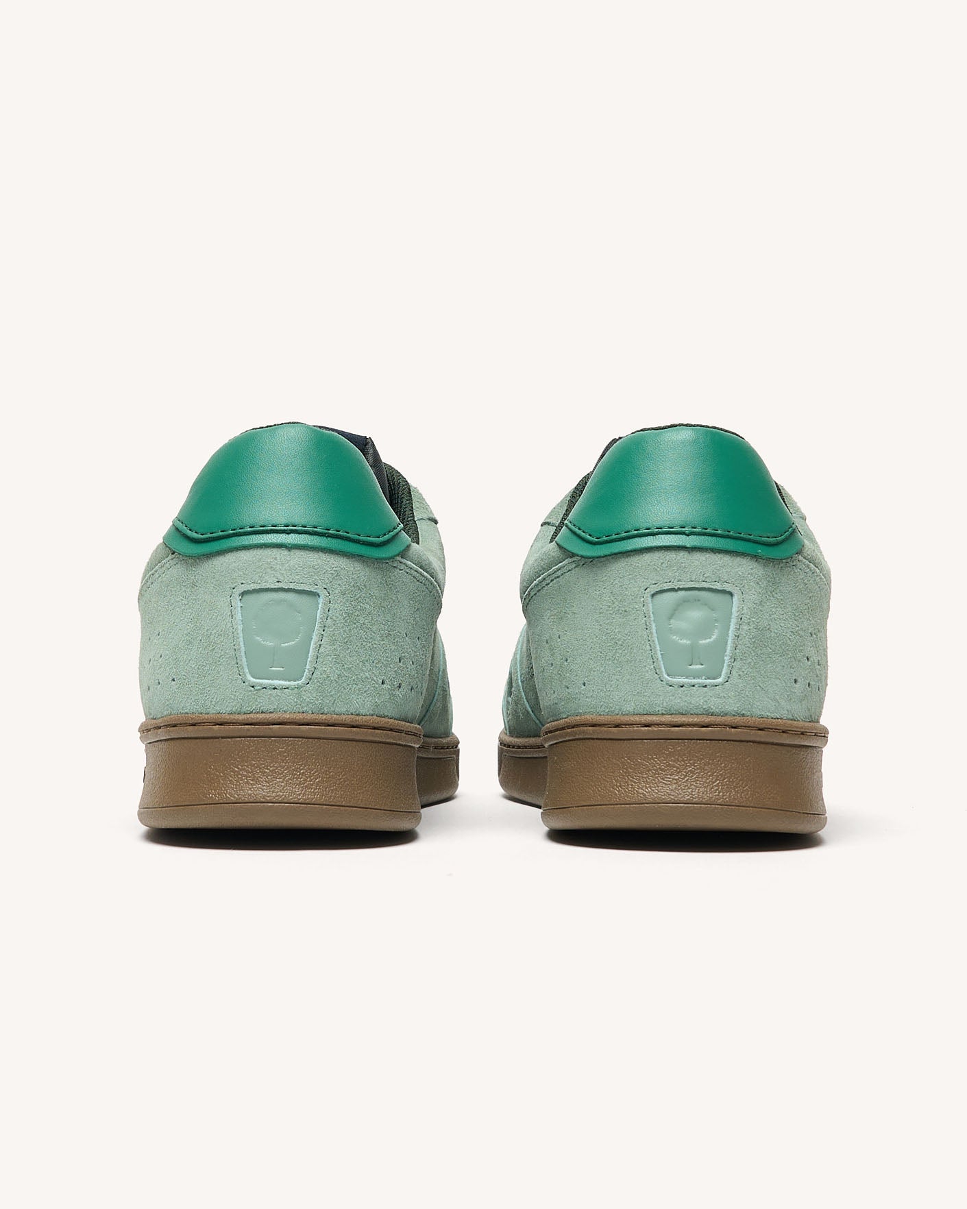 commute-1-suede-fw26-gre01-P4