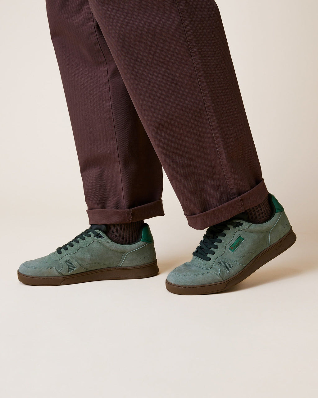 commute-1-suede-fw26-gre01-S1
