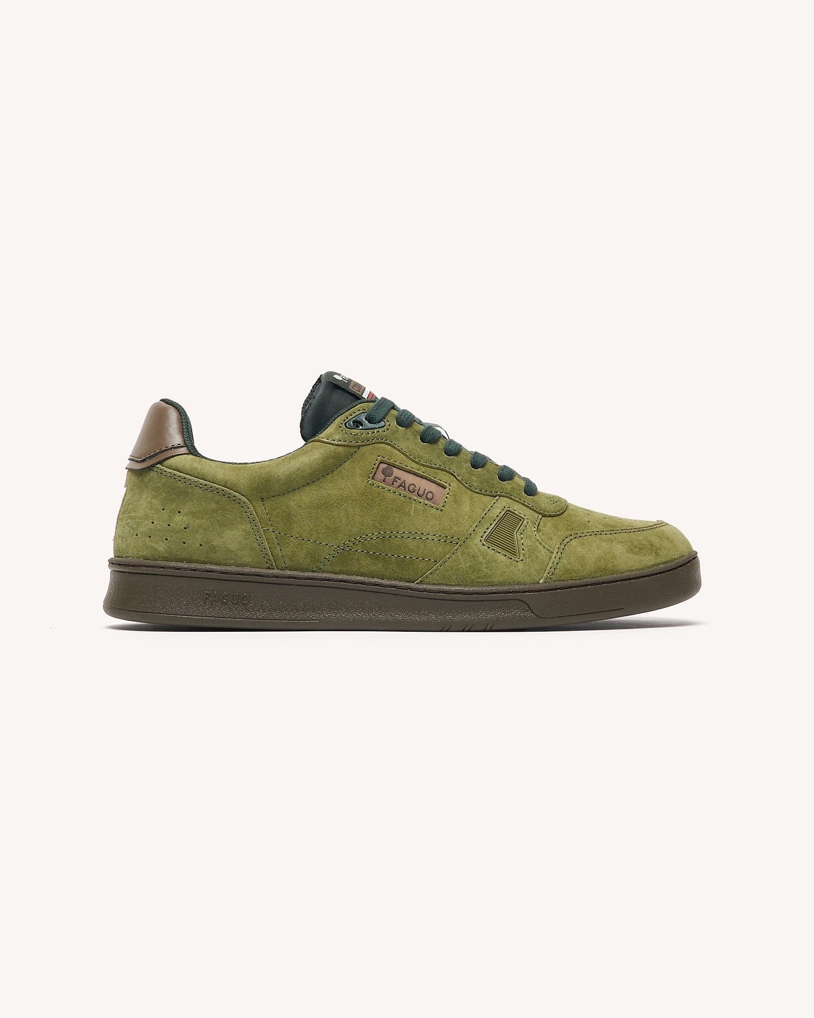 commute-1-suede-fw26-kak06-P1_variant