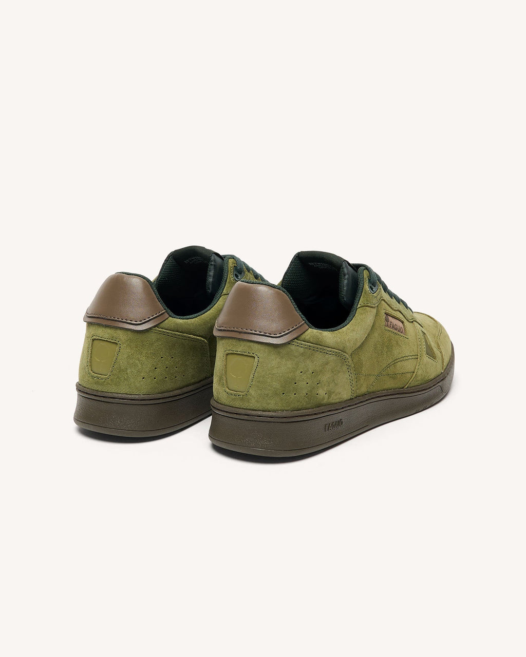 commute-1-suede-fw26-kak06-P3