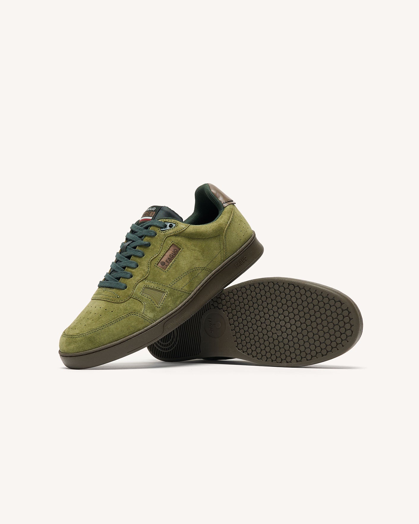 commute-1-suede-fw26-kak06-P6