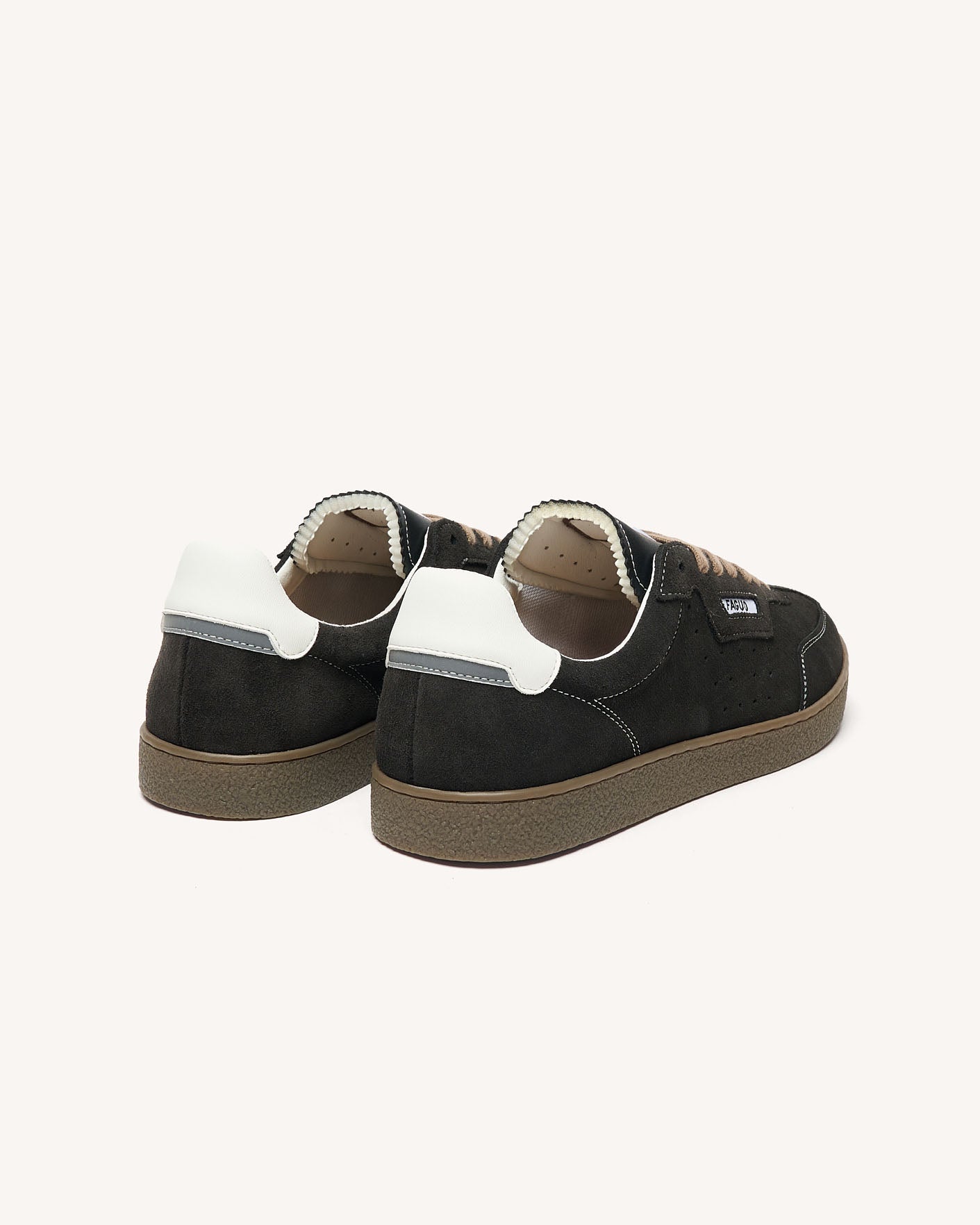 lumbo-suede-fw26-bla00-P3