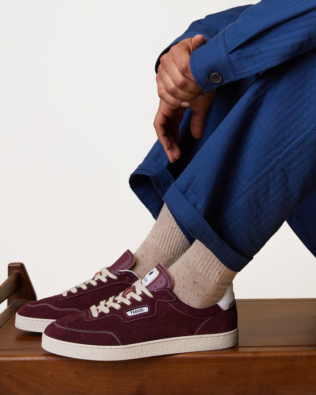 lumbo-suede-fw26-bur00-P7