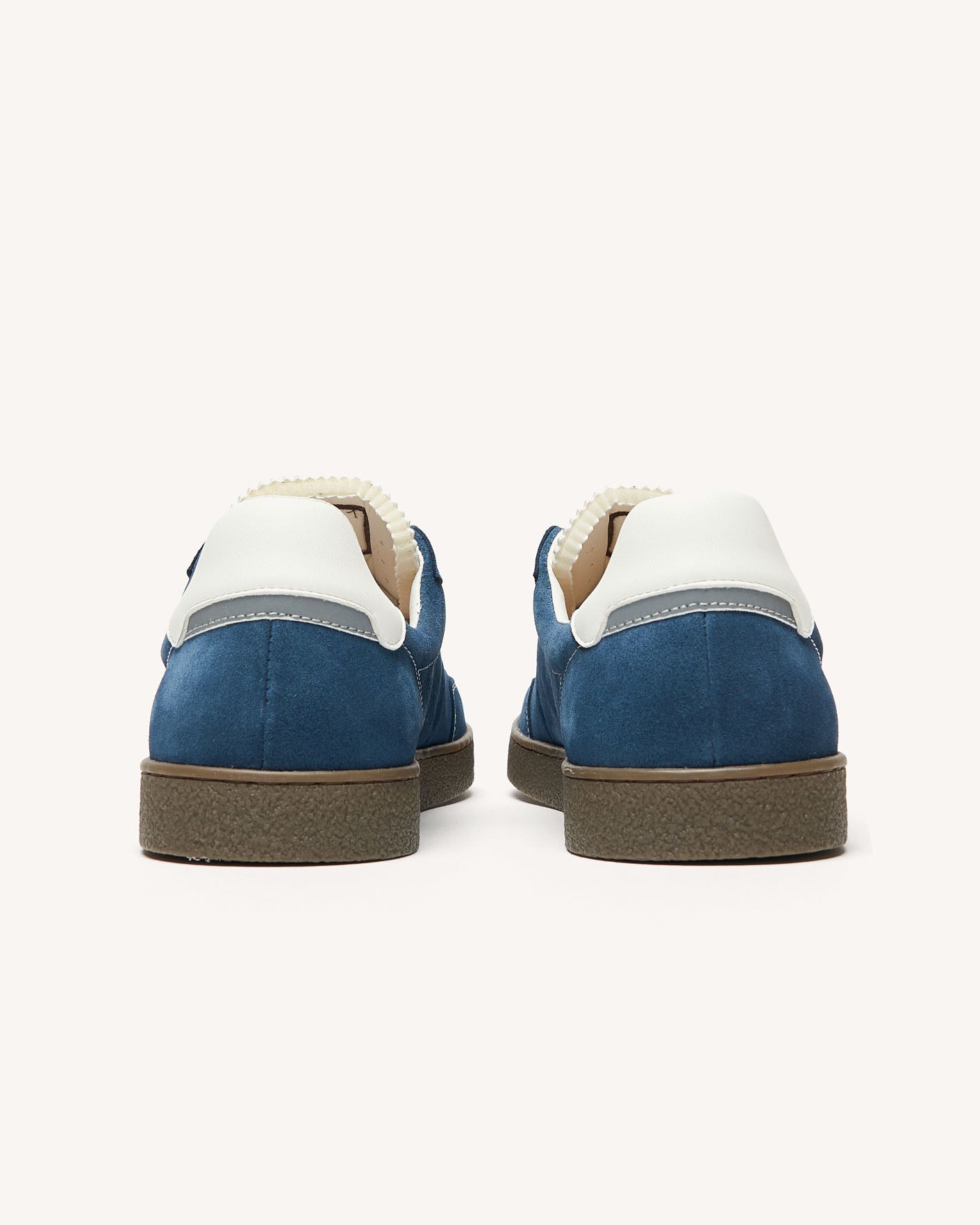 lumbo-suede-fw26-nav19-P4