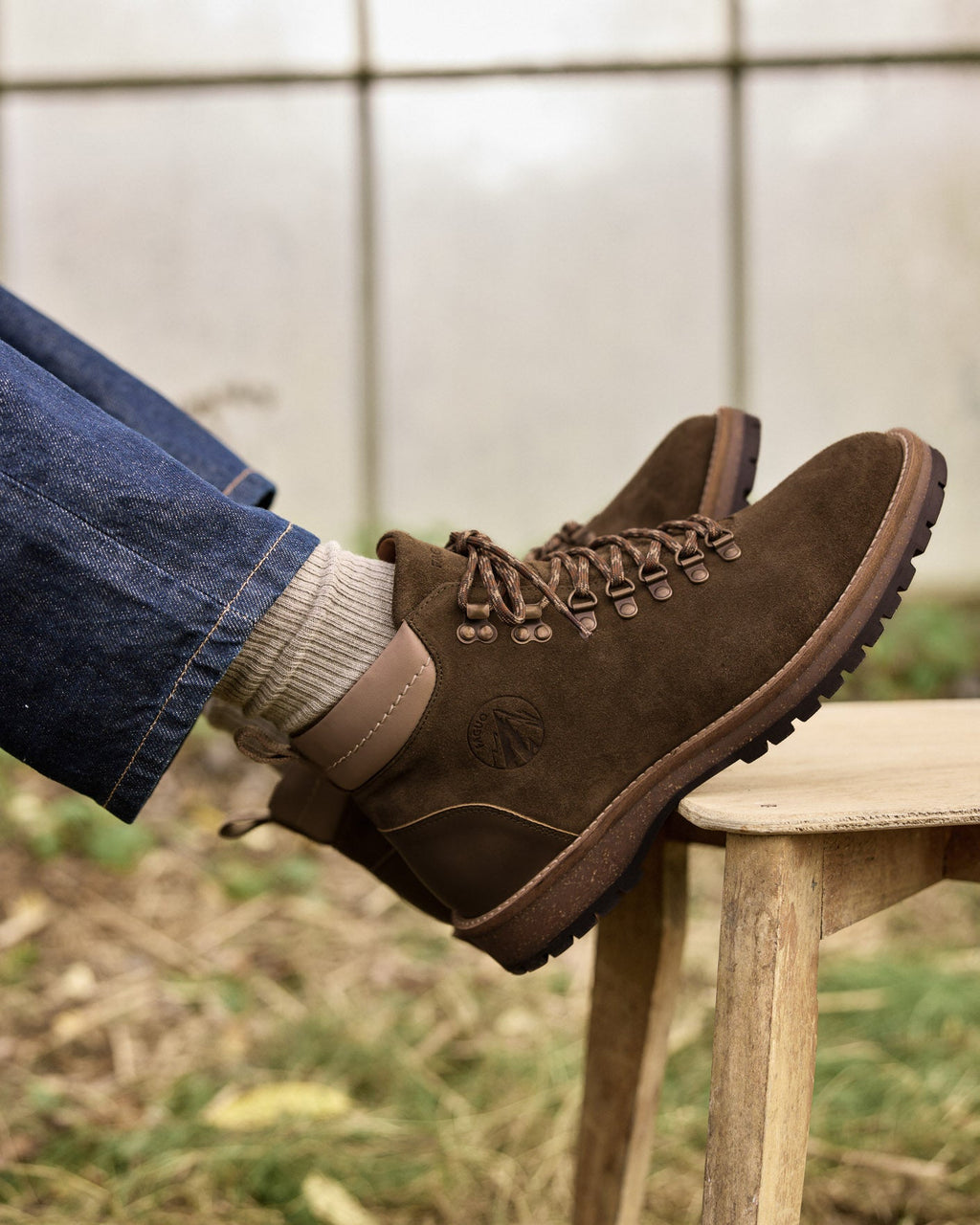 hawthorn-wildleder-fw26-kak00-1-p5