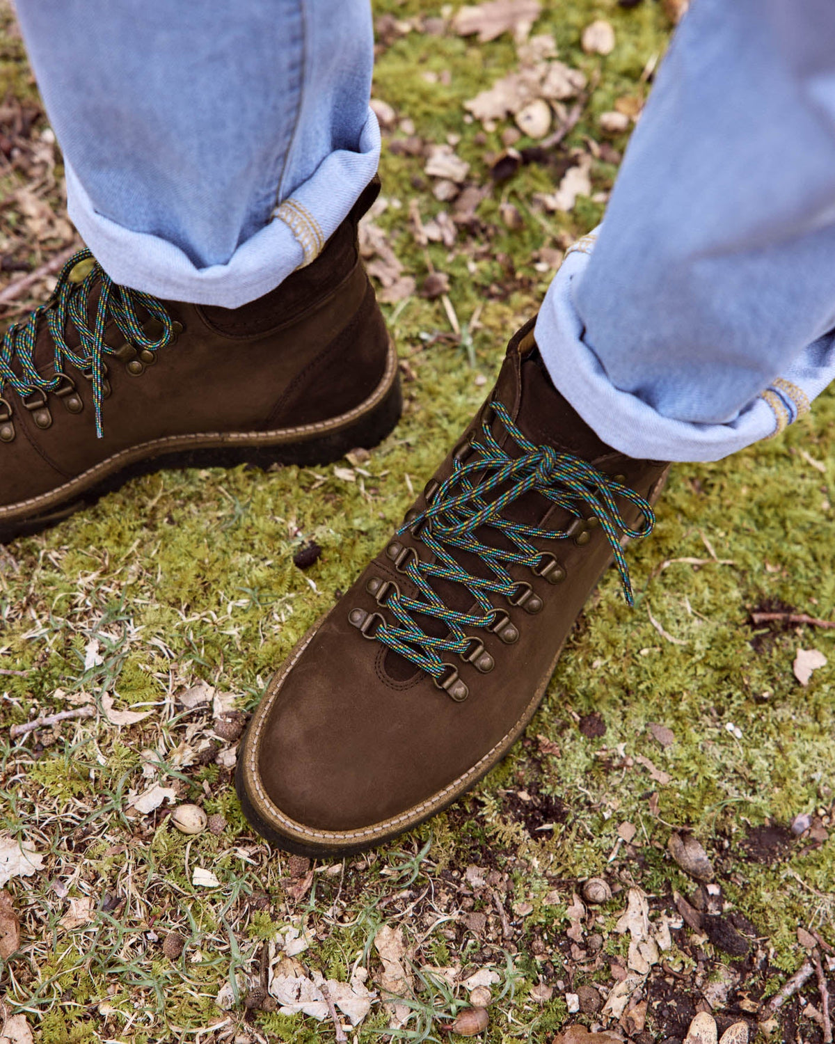 hawthorn-suede-fw26-bro00-P9