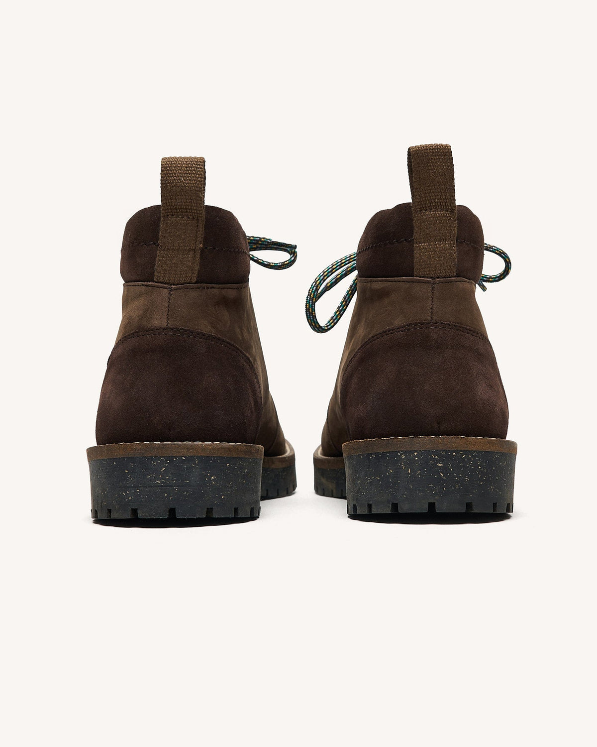 hawthorn-suede-fw26-bro00-p4