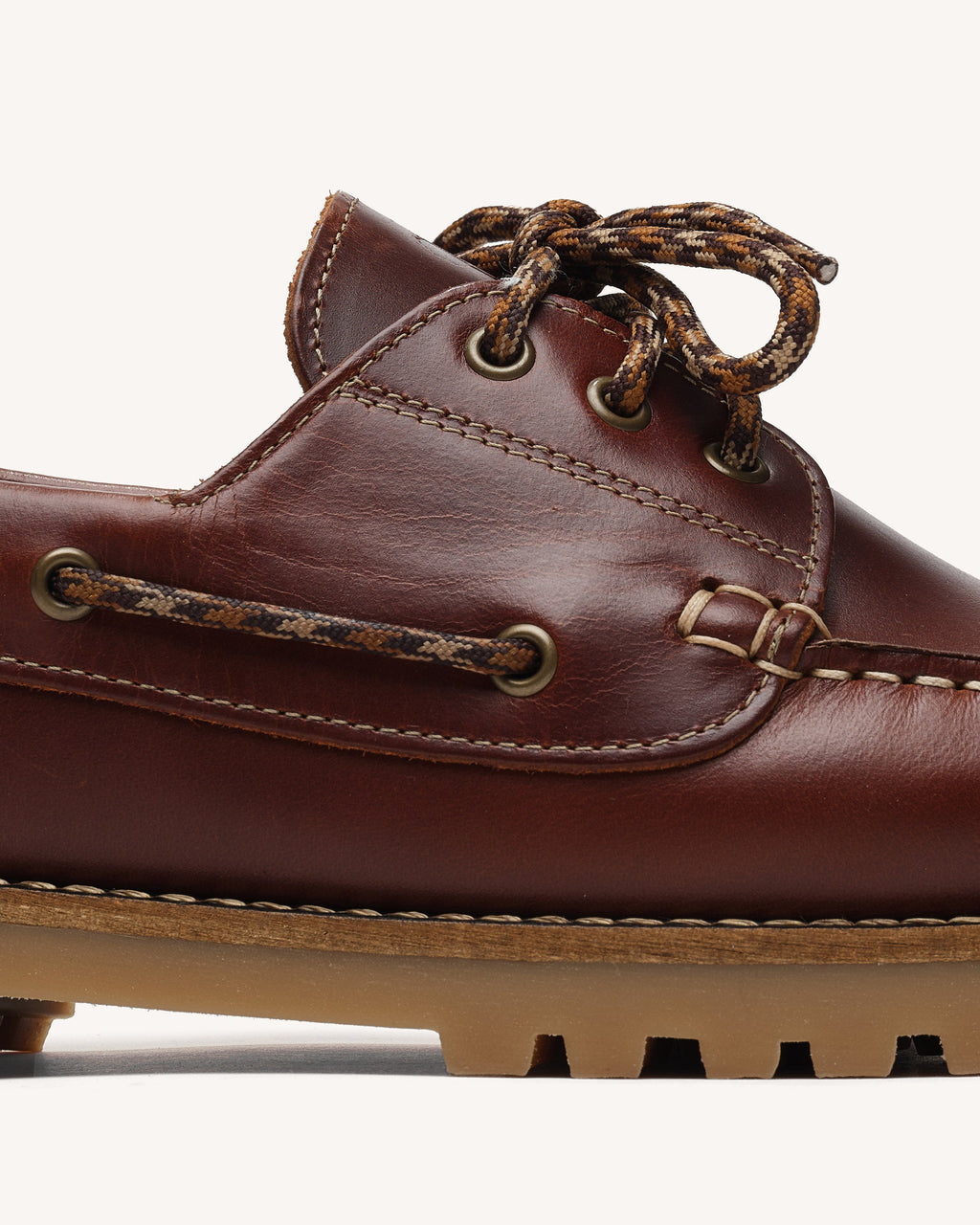 larch-leather-fw26-bro00-1-P2