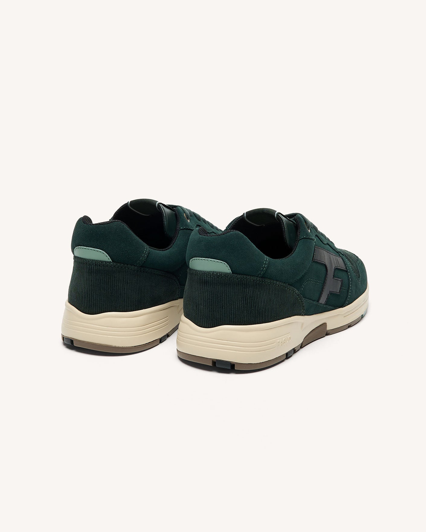 olive-suede-woven-fw26-gre48-P3