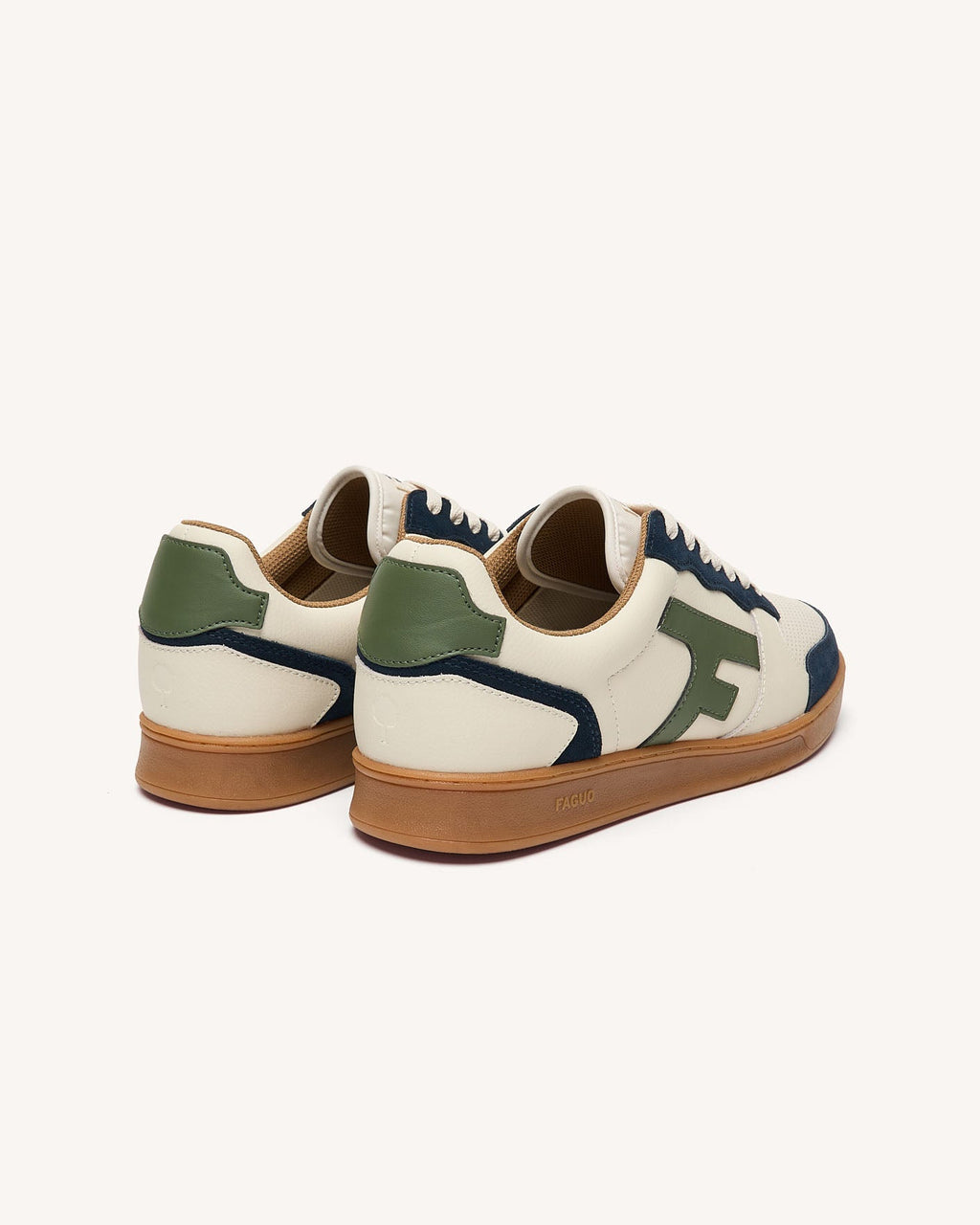 hazel-leather-sue-fw26-ecr78-P3