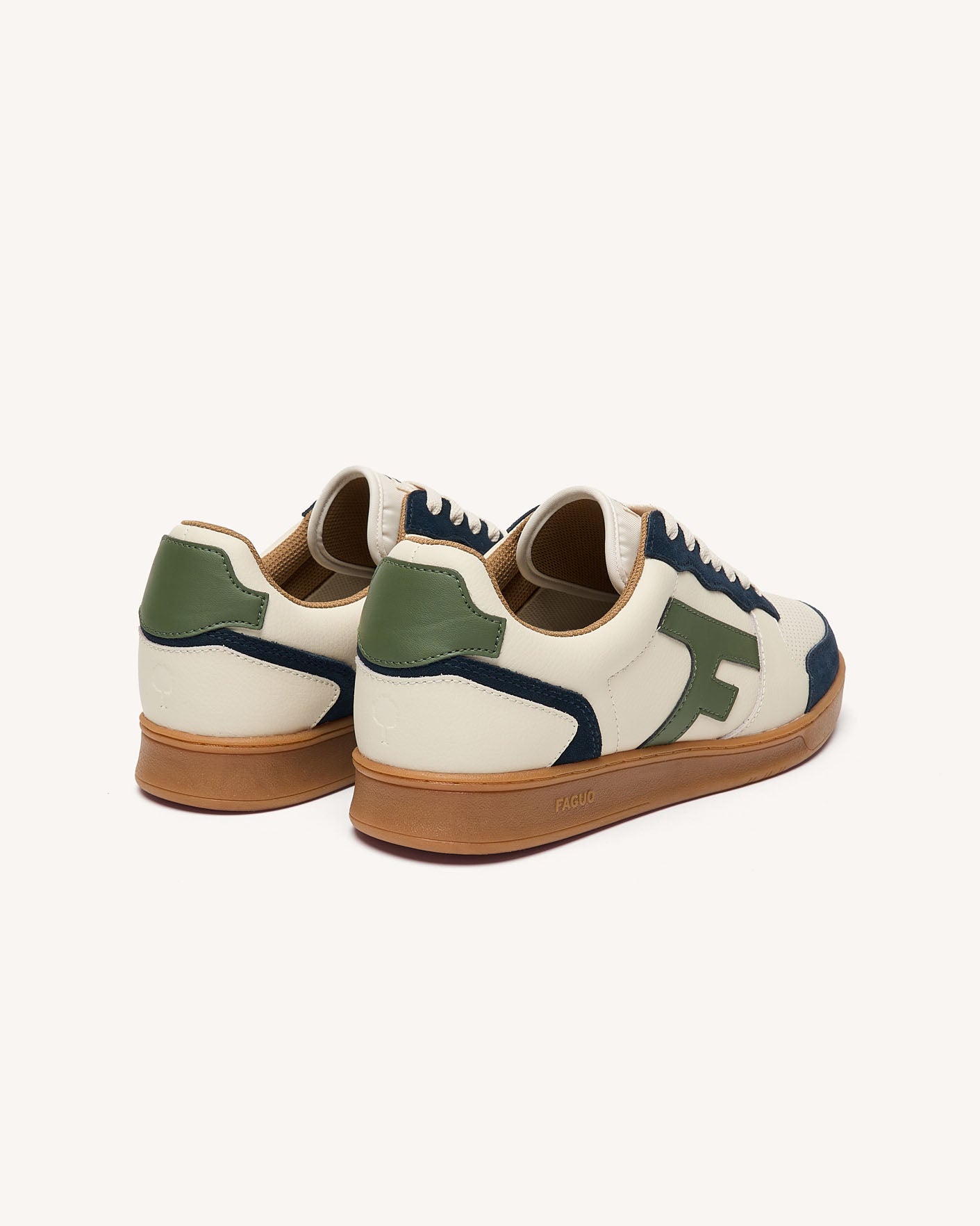 hazel-leather-sue-fw26-ecr78-P3