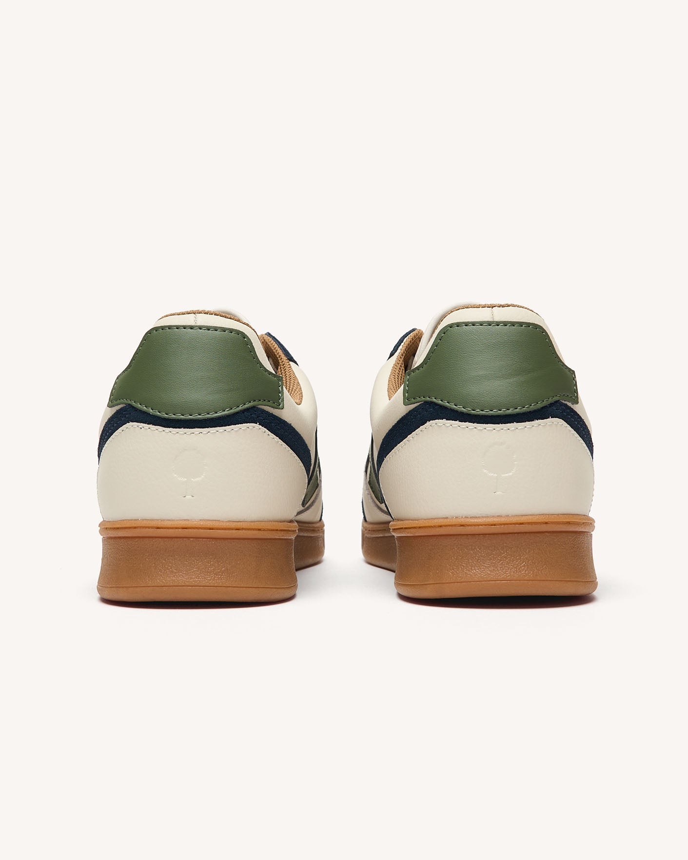 hazel-leather-sue-fw26-ecr78-P4