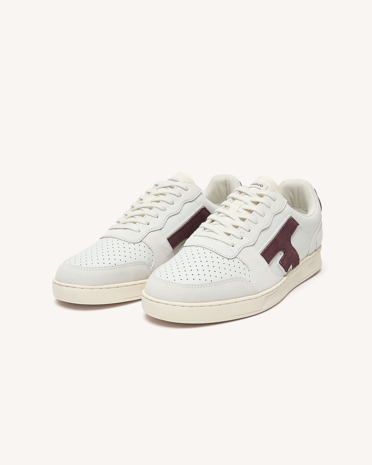 hazel-leather-sue-fw26-whi94-P2