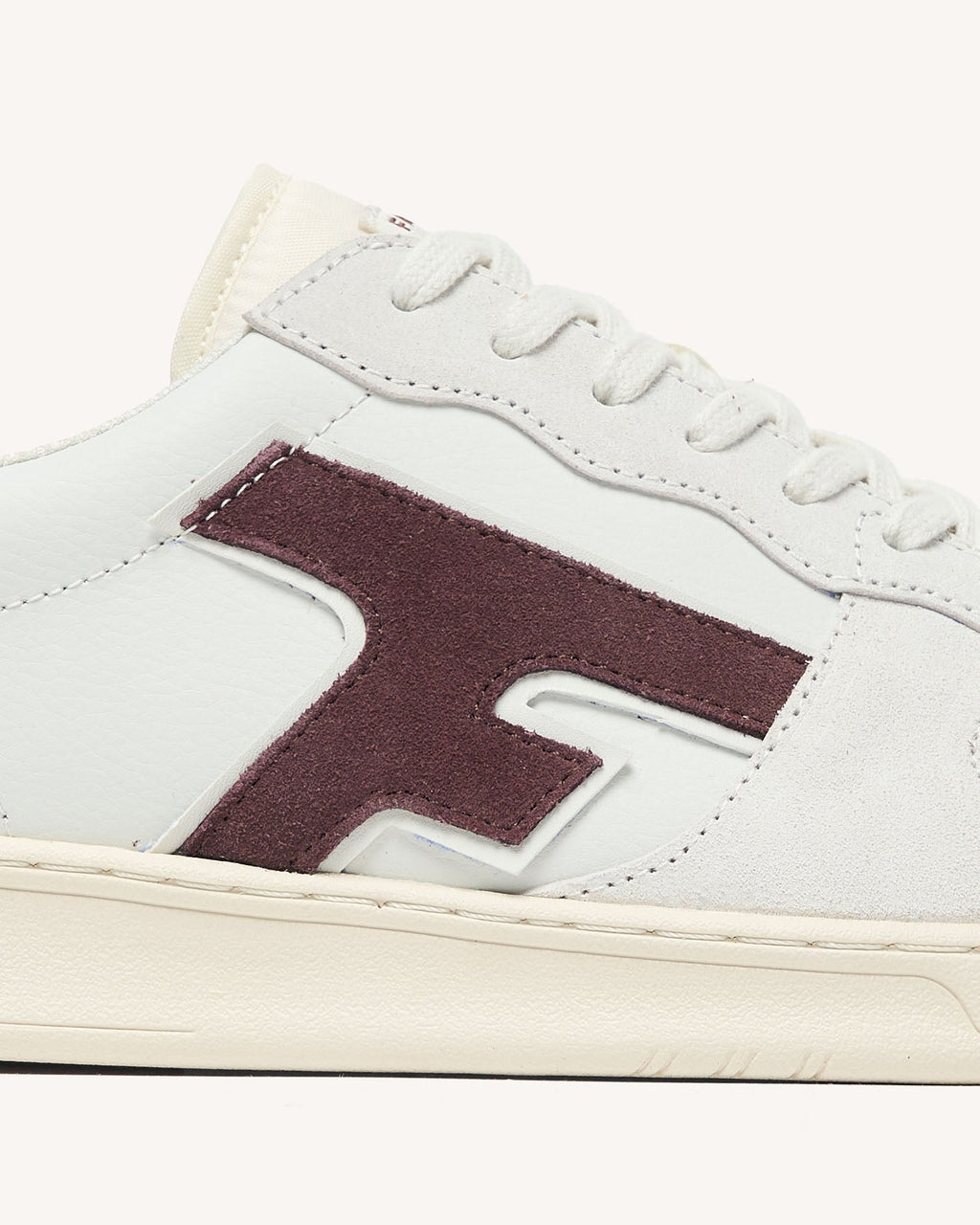 hazel-leather-sue-fw26-whi94-P5