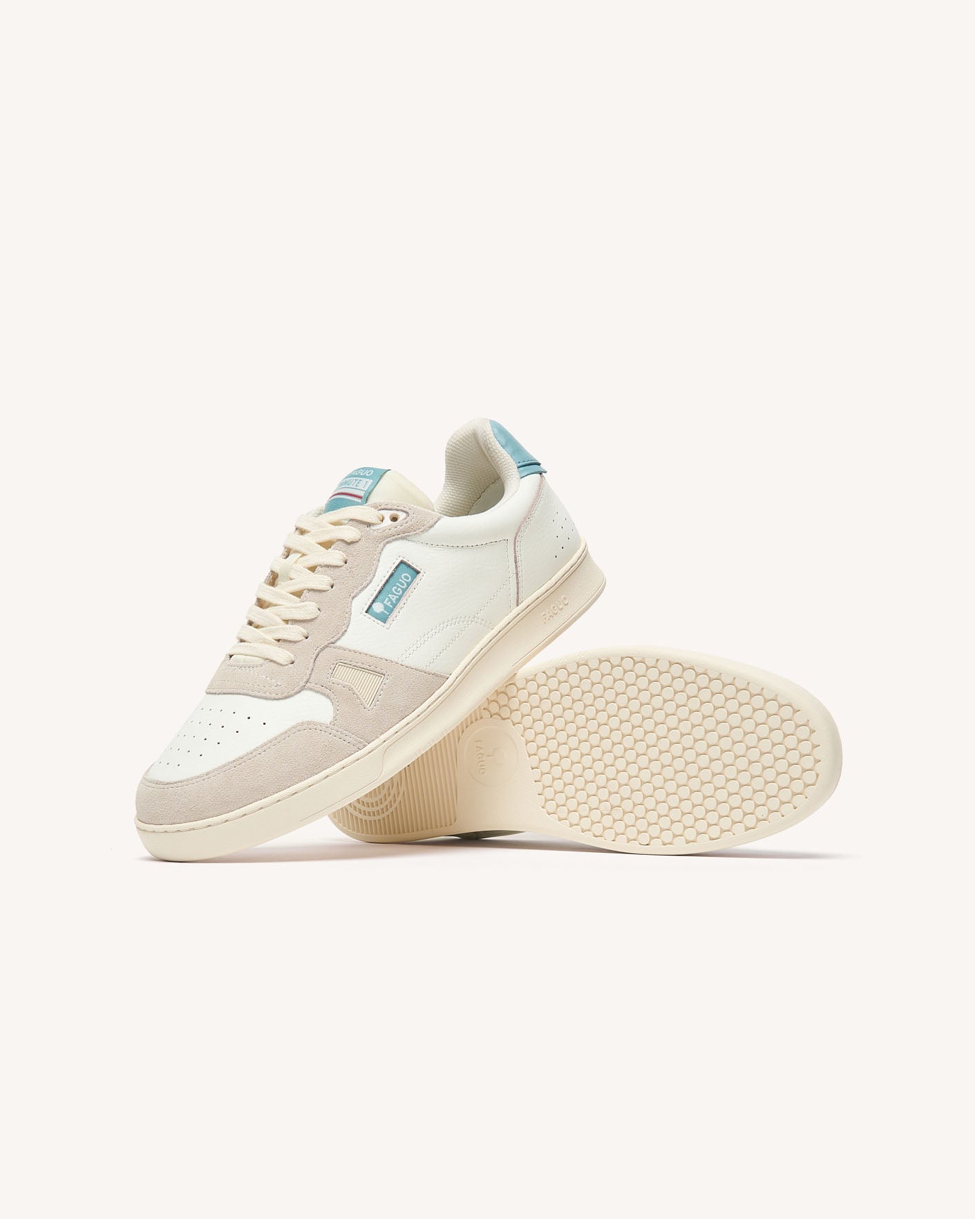 commute-1-leather-sue-fw26-whi38-P6