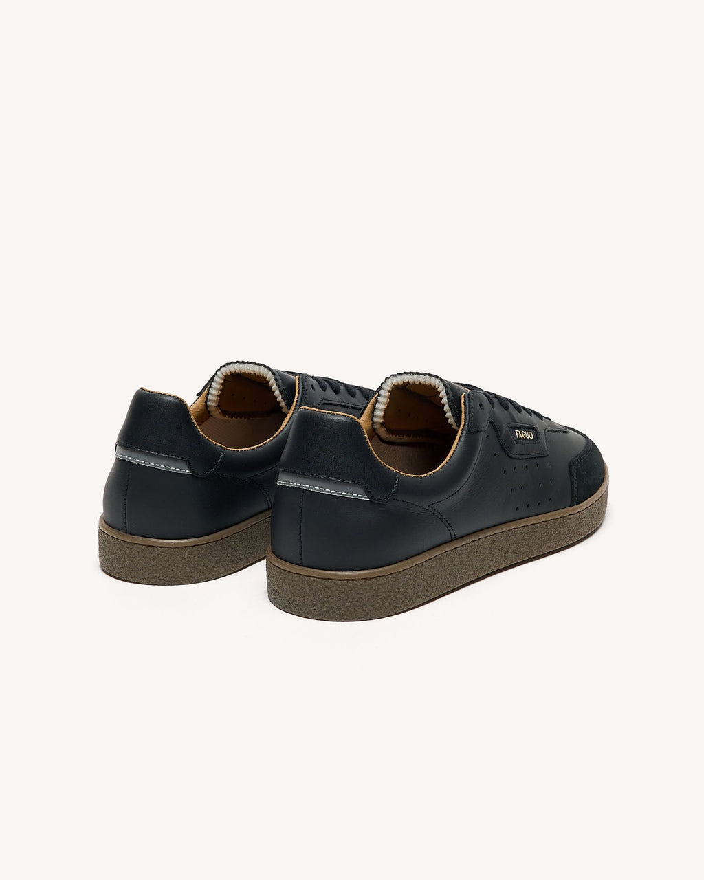 lumbo-leather-sue-fw26-bla00-P3