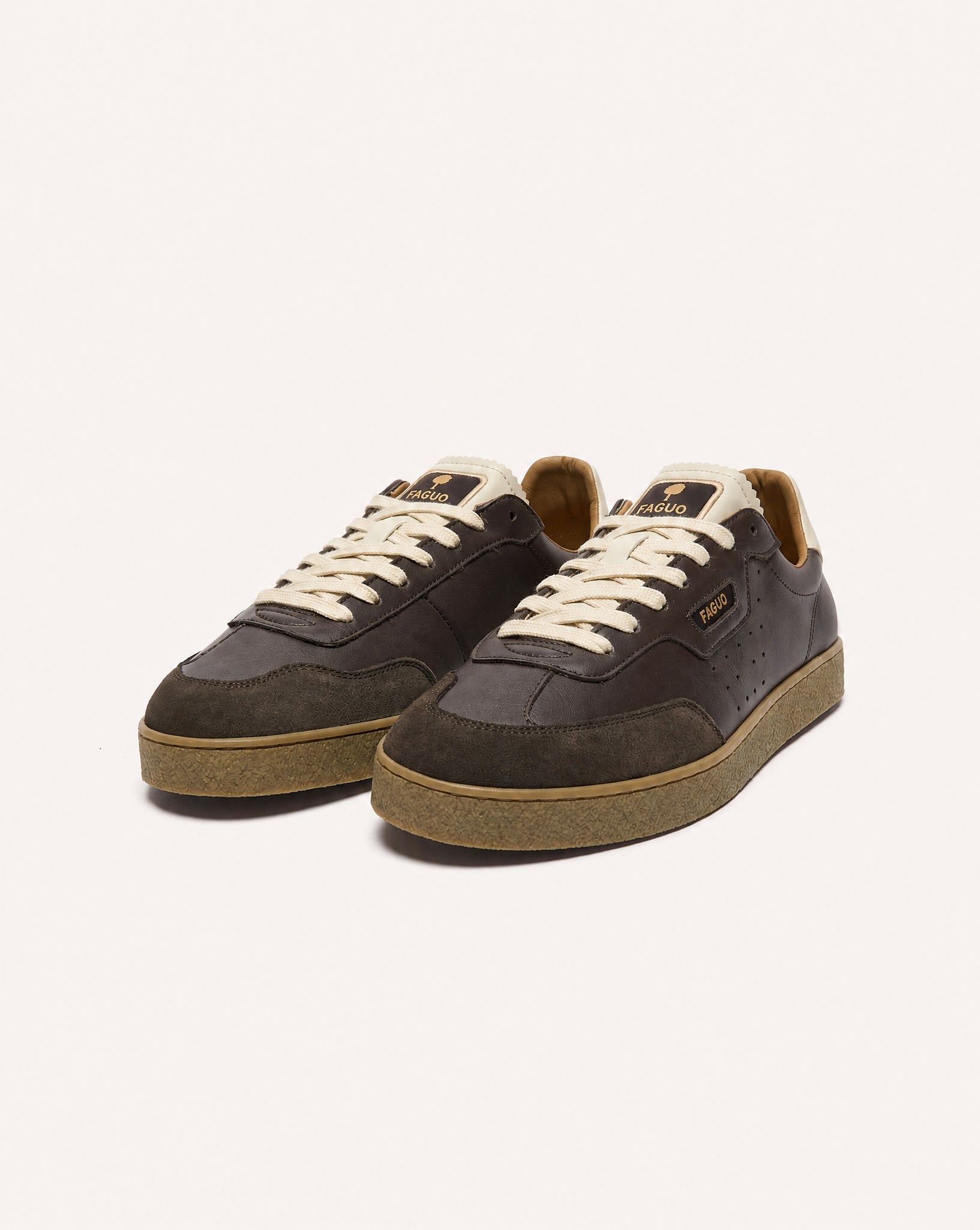 Baskets en cuir marron chocolat