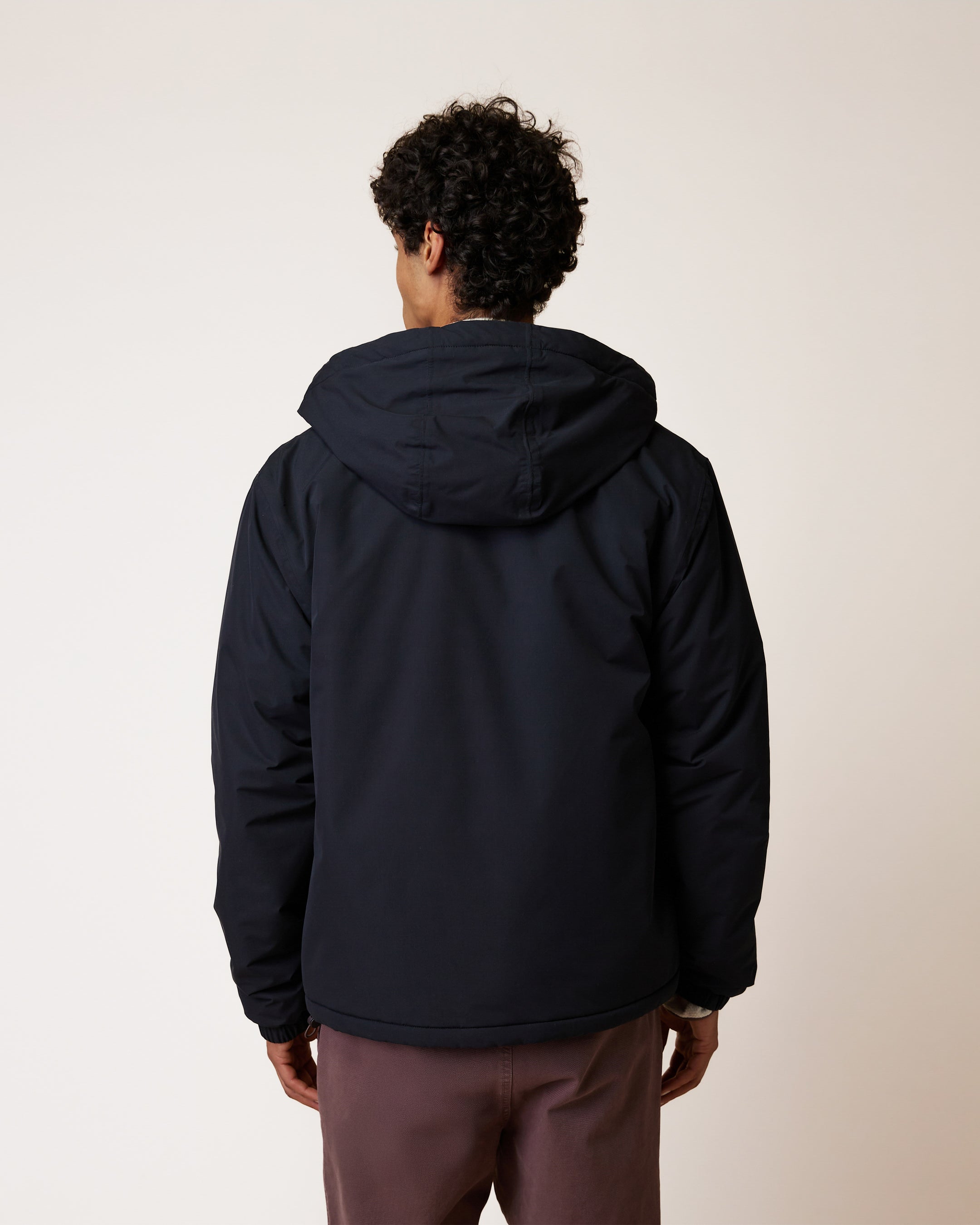 molean-woven-fw26-bla00-O7