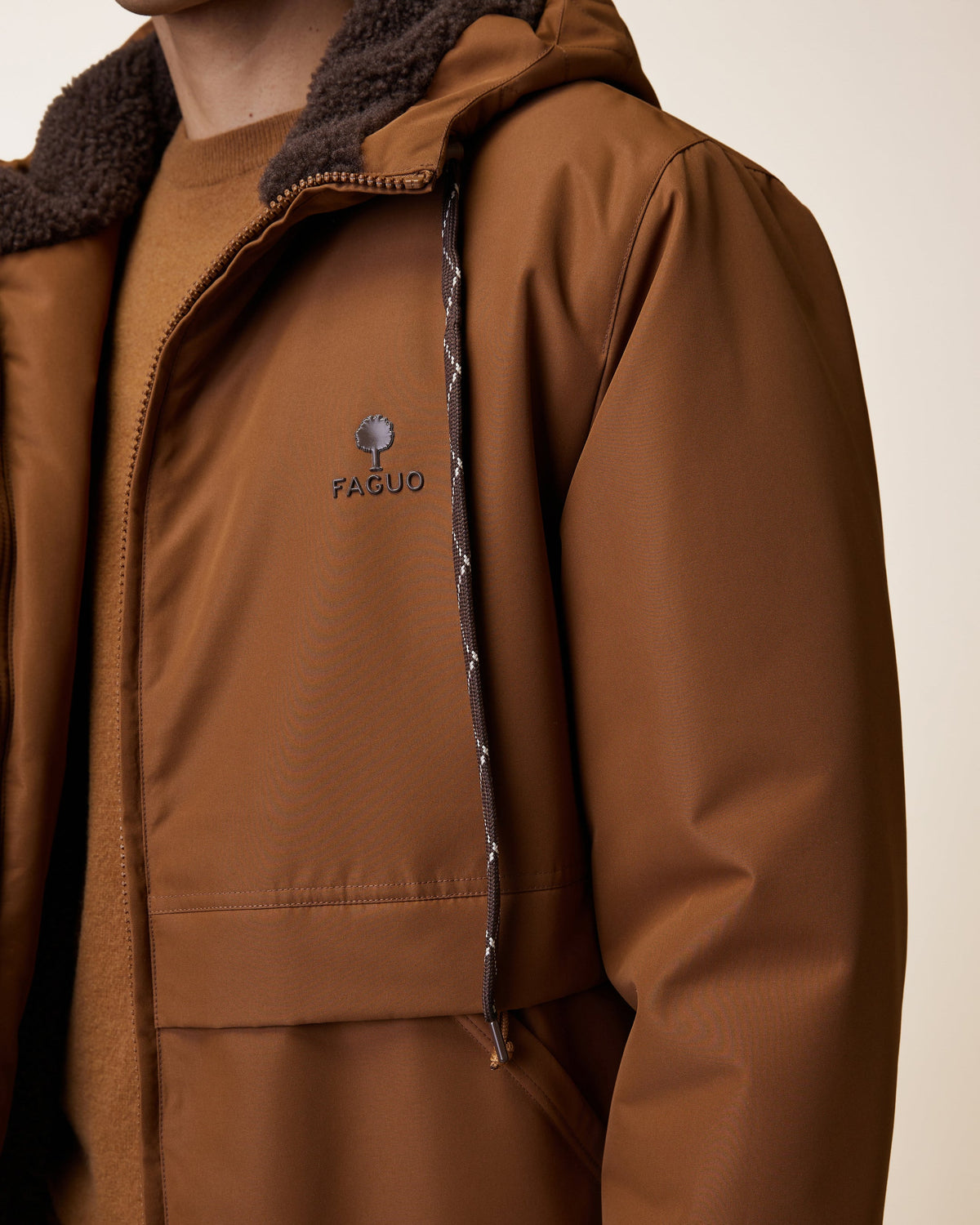 vercors-woven-fw26-bro08-O8