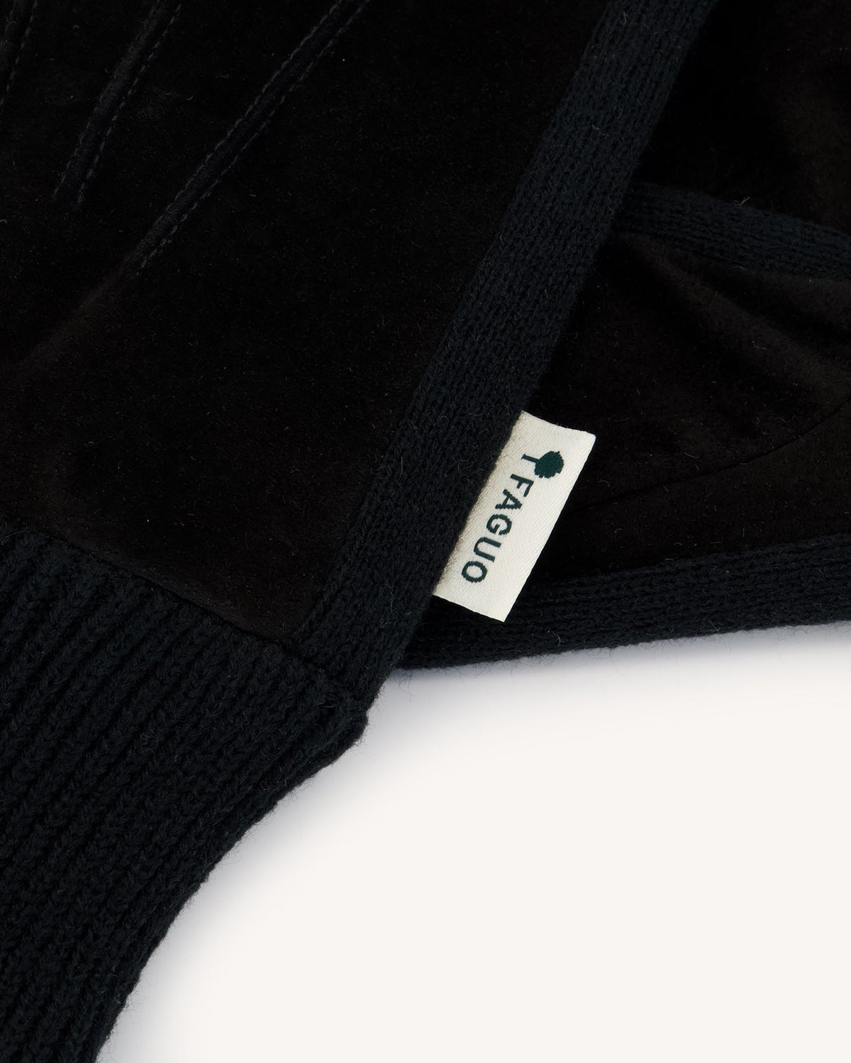 gloves-mix-woven-fw26-bla00-P2