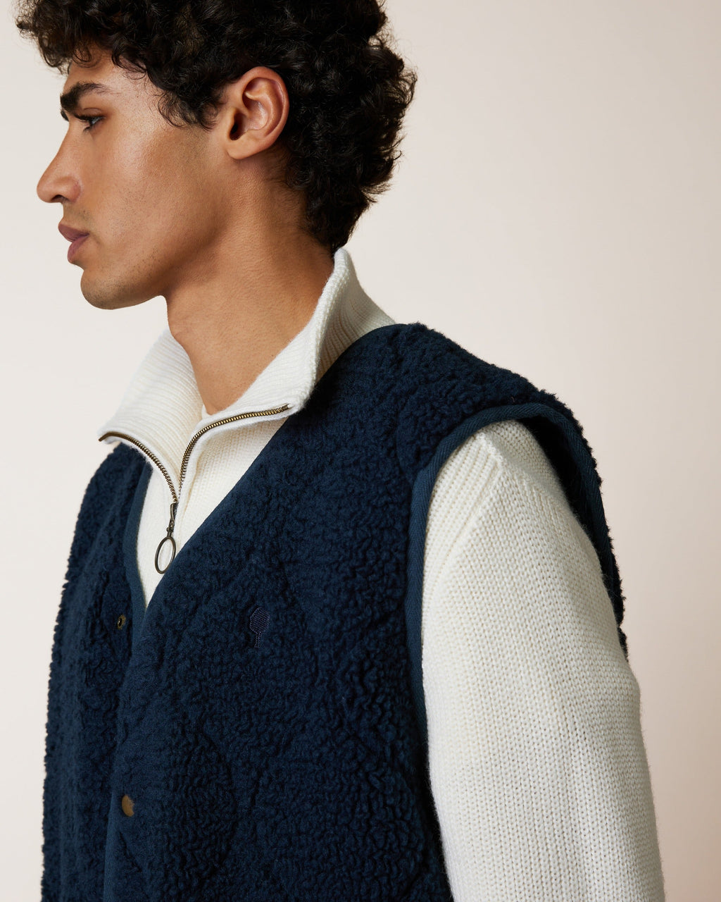 esterel-woven-fw26-nav02-S5