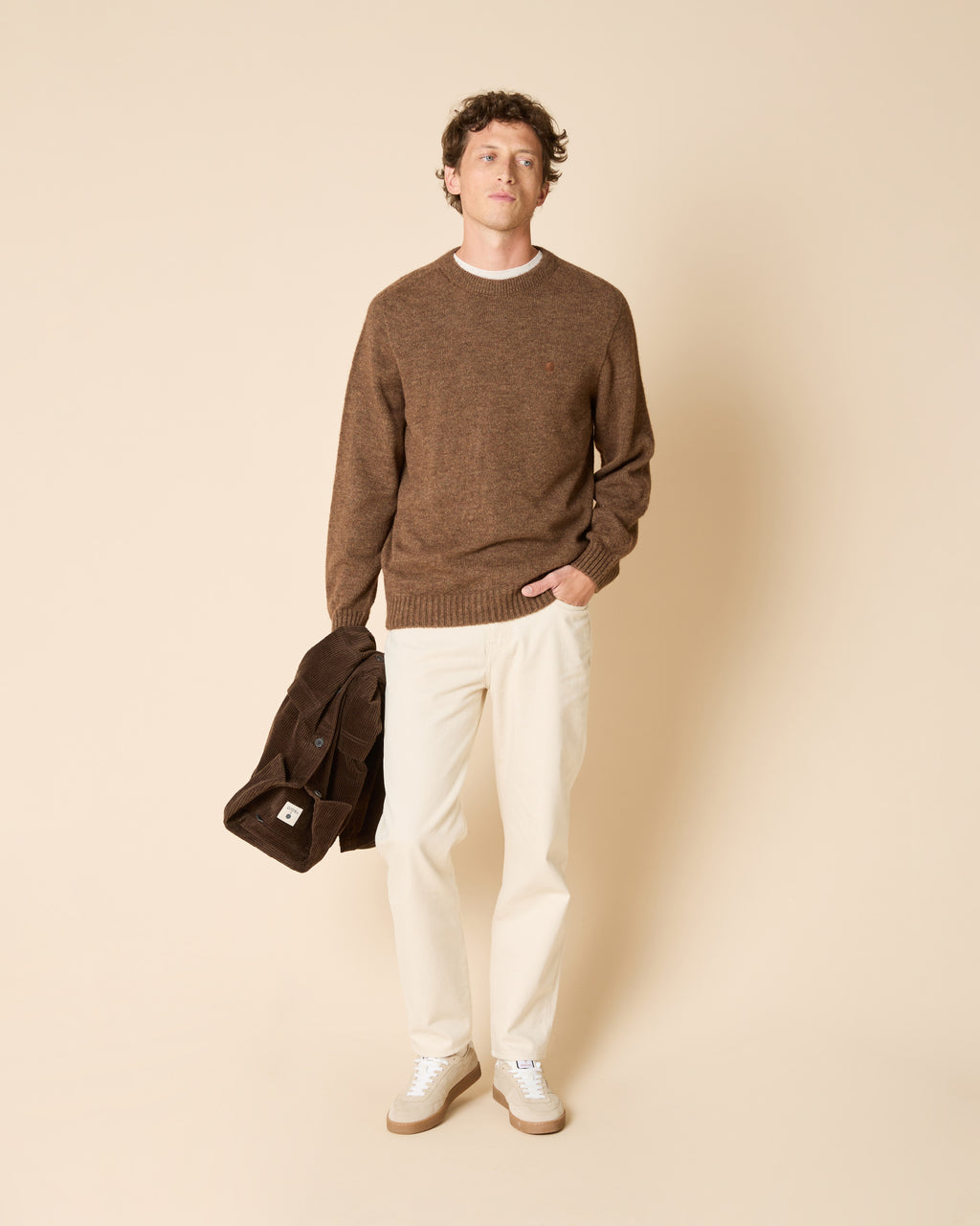 Round-neck wool jumper in taupe