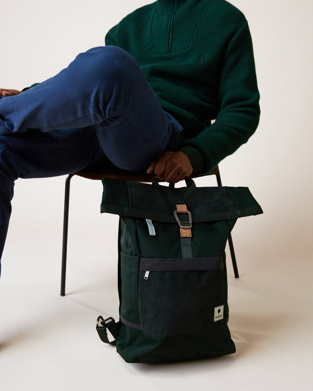 Sac à dos vert foncé