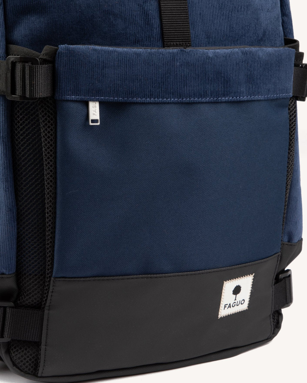 commuter-2-0-woven-fw26-nav00-P4