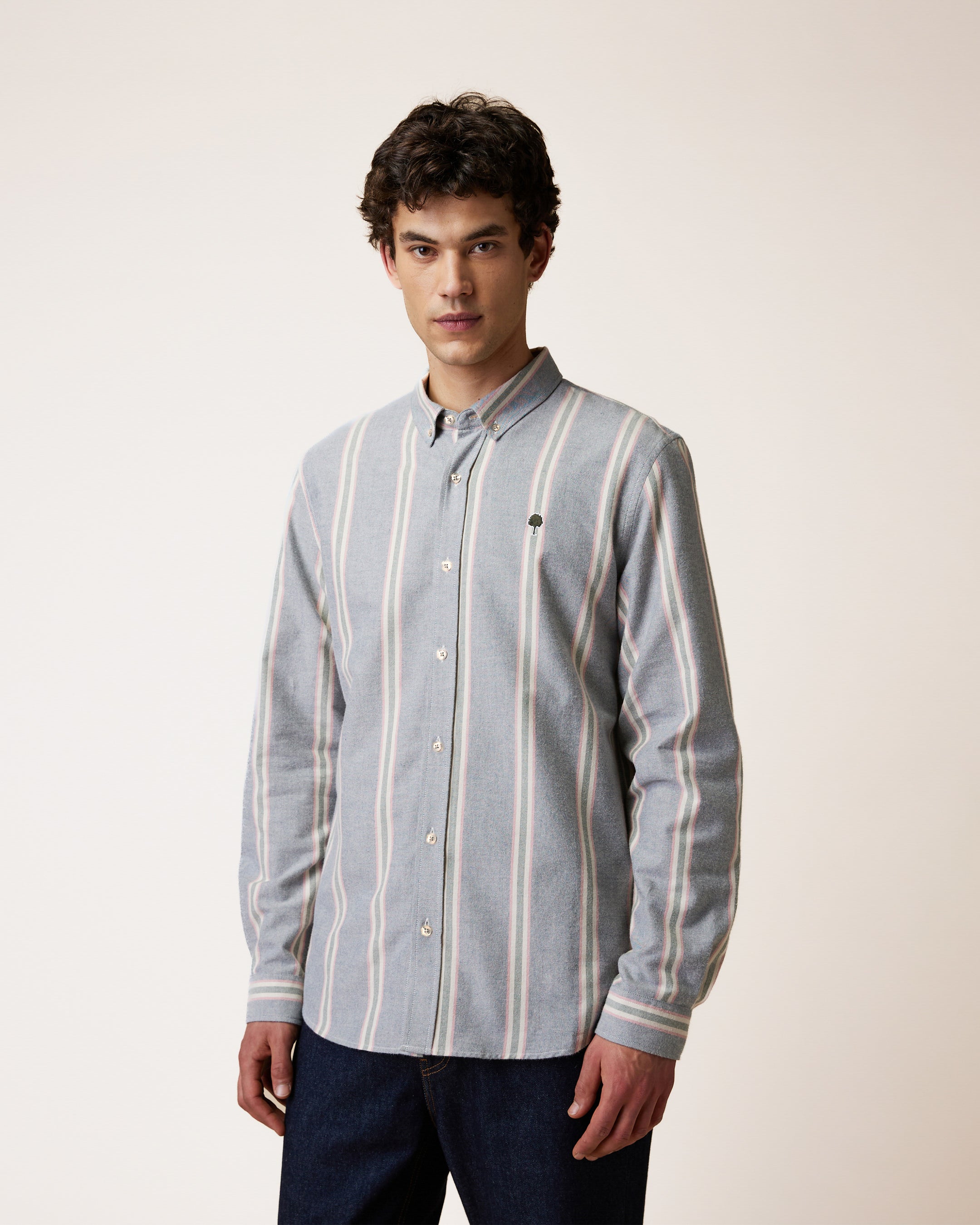 ivoy-woven-fw26-nav57-S3
