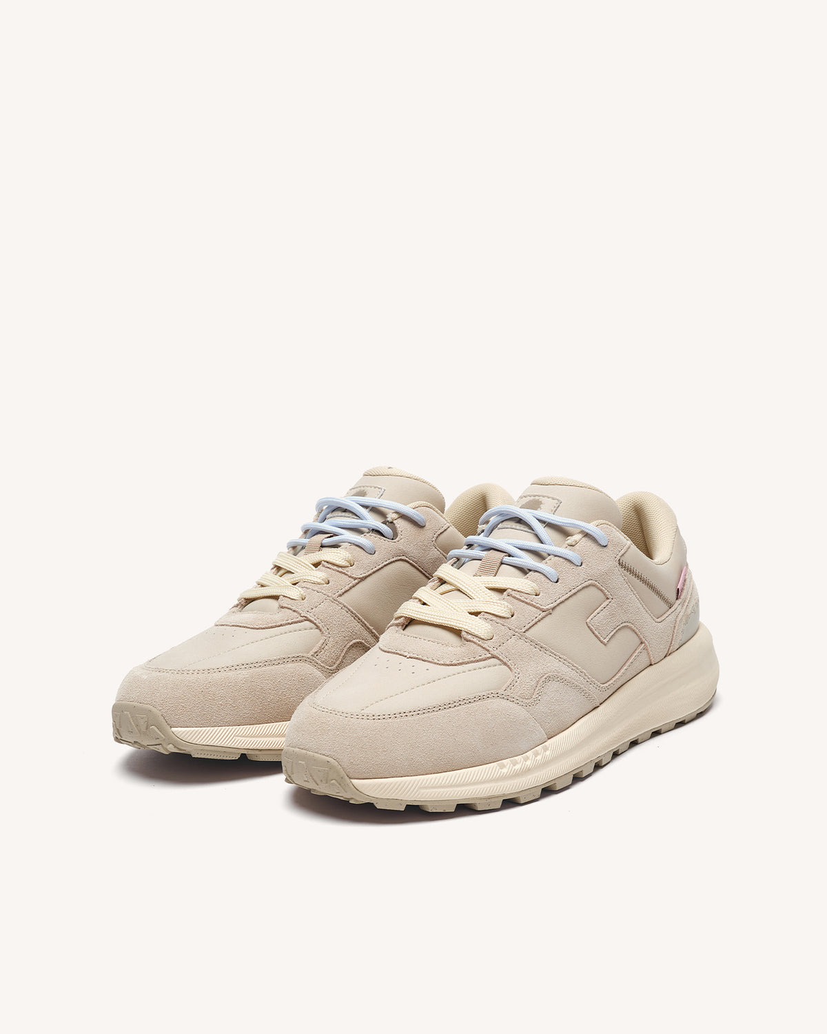 Sneakers aus Leder und Veloursleder in Hellgrau