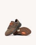 Sneakers in brown leather and suede